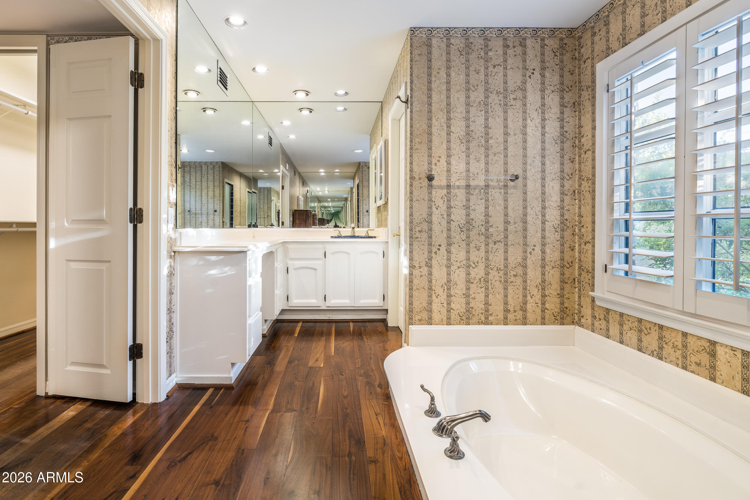 MADISON MEADOWS - Residential