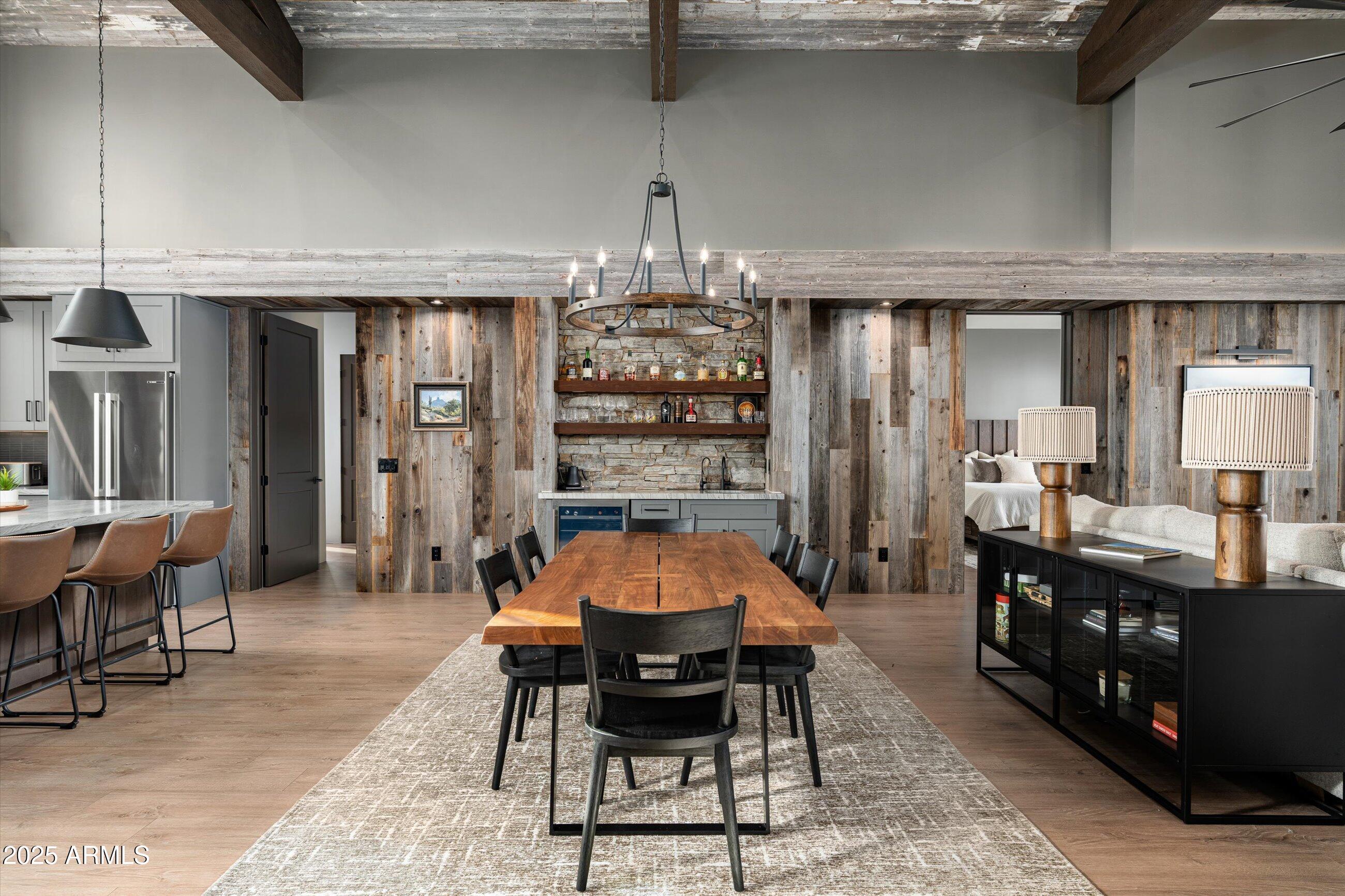 GOLDIE BROWN PINNACLE PEAK RANCH - Residential