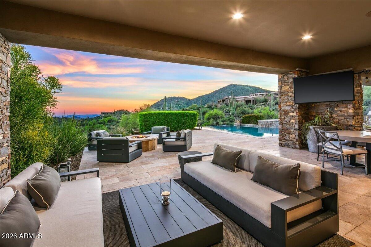 DESERT MOUNTAIN - Residential