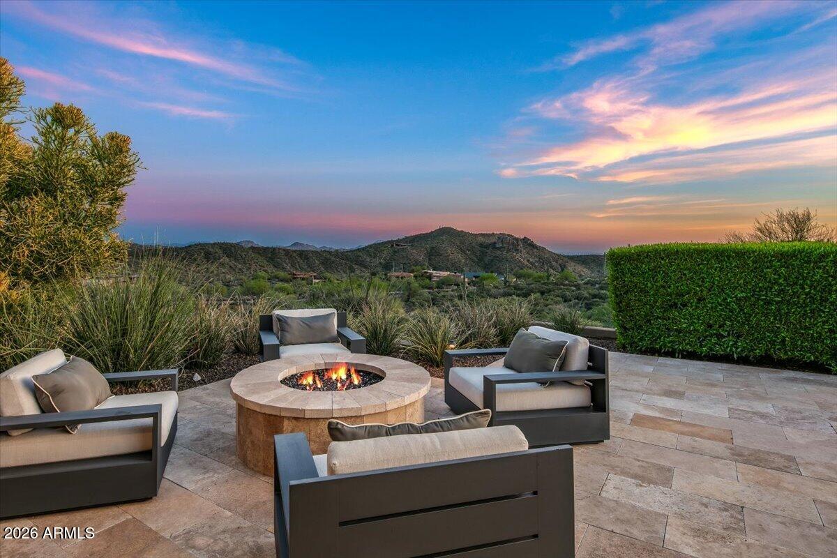 DESERT MOUNTAIN - Residential