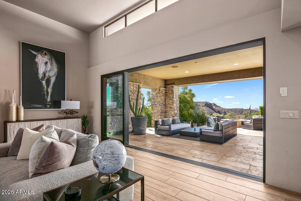 DESERT MOUNTAIN - Residential