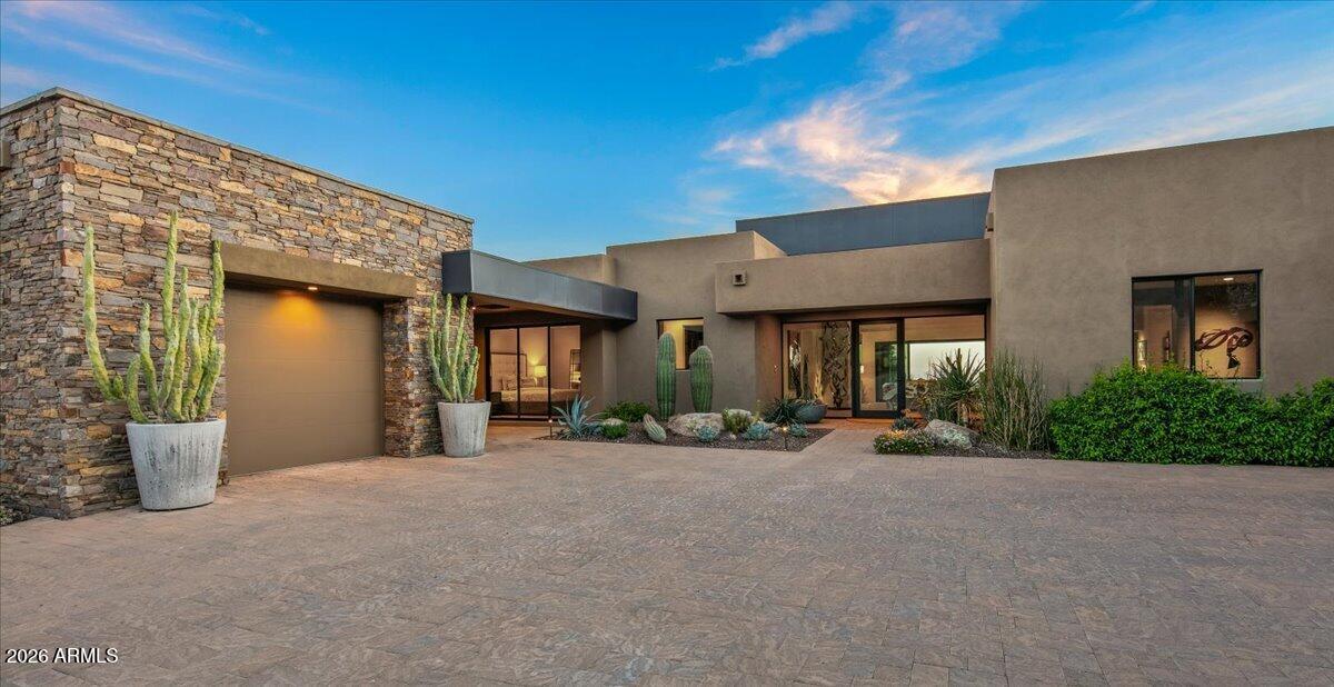 DESERT MOUNTAIN - Residential