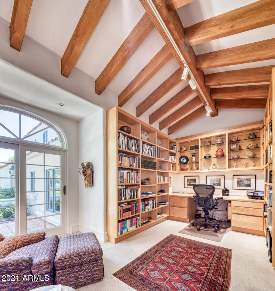 PARADISE COUNTRY CLUB ESTATES - Residential