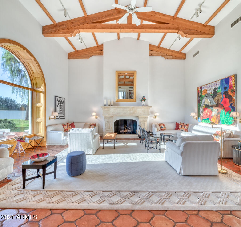 PARADISE COUNTRY CLUB ESTATES - Residential