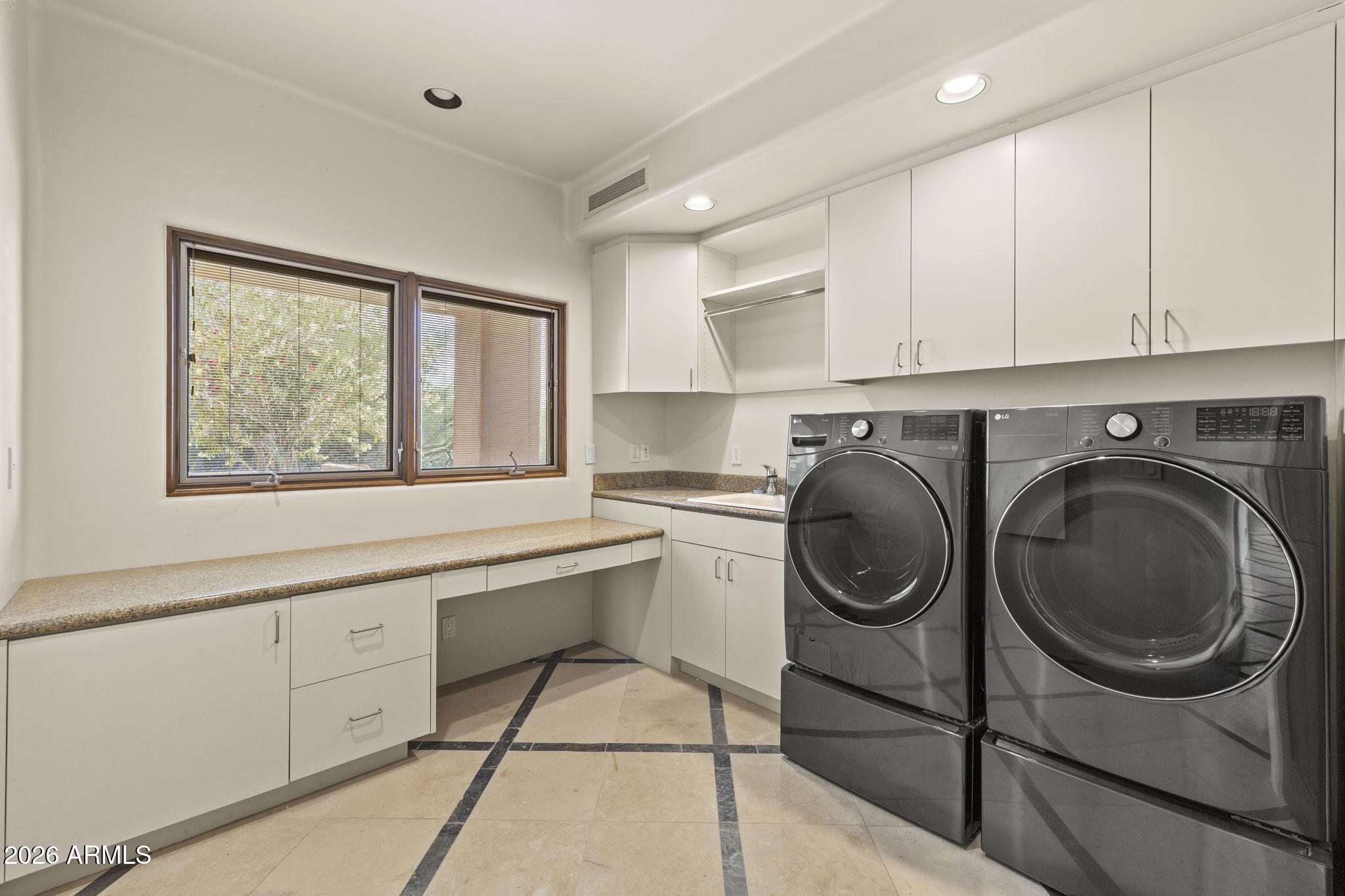 PINNACLE PEAK ESTATES UNIT TWO - Residential