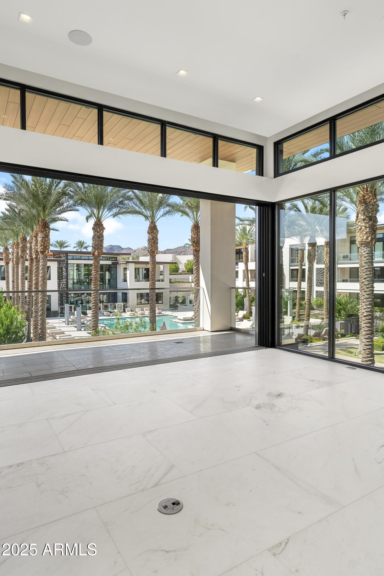 Ritz-Carlton Paradise Valley - Residential