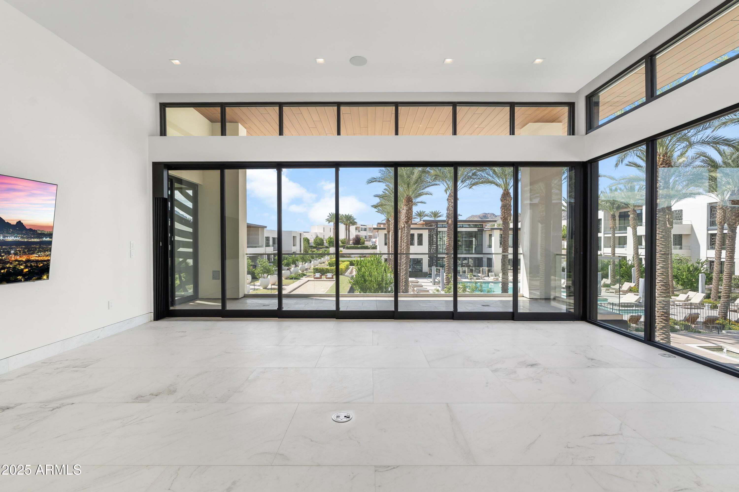 Ritz-Carlton Paradise Valley - Residential