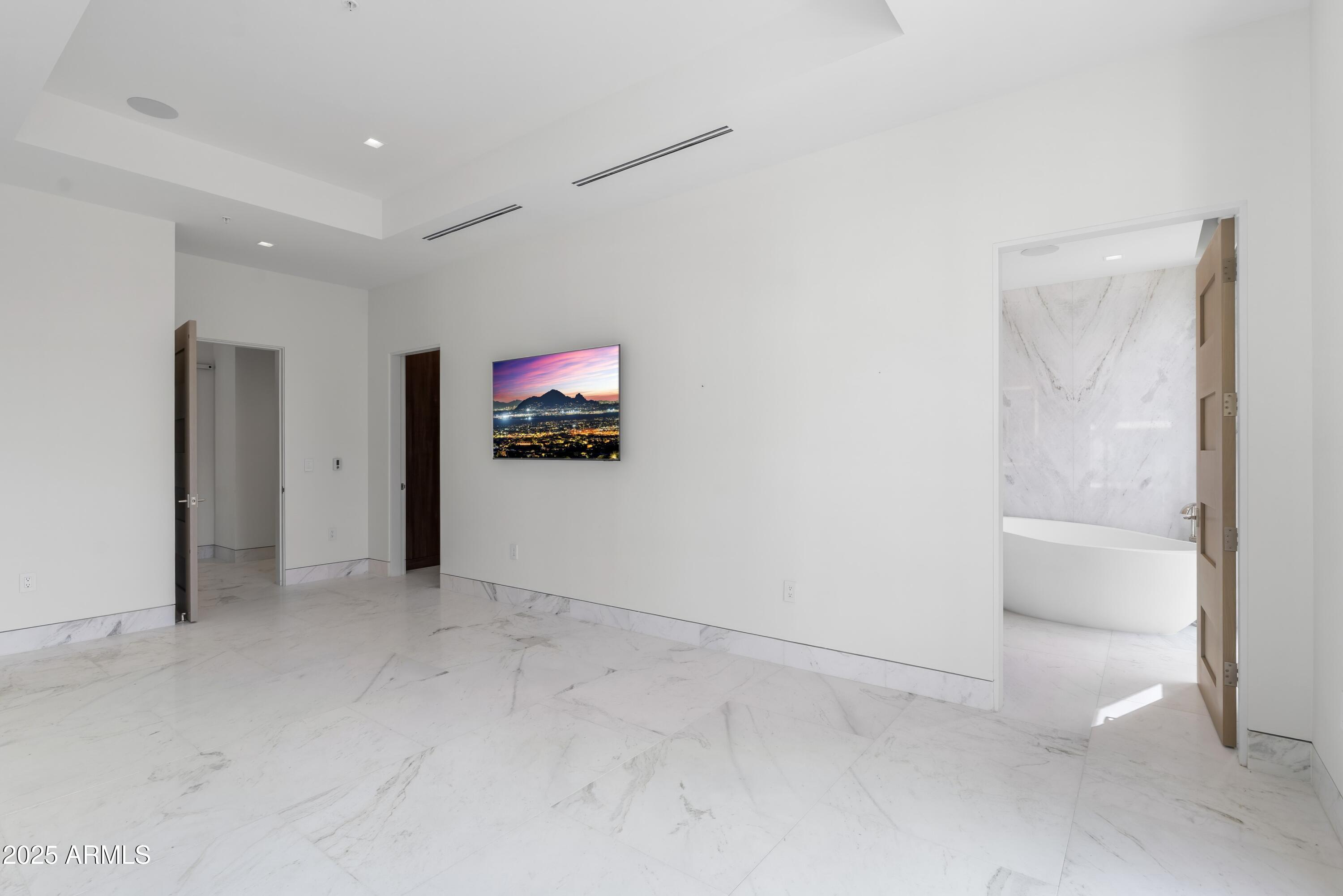 Ritz-Carlton Paradise Valley - Residential