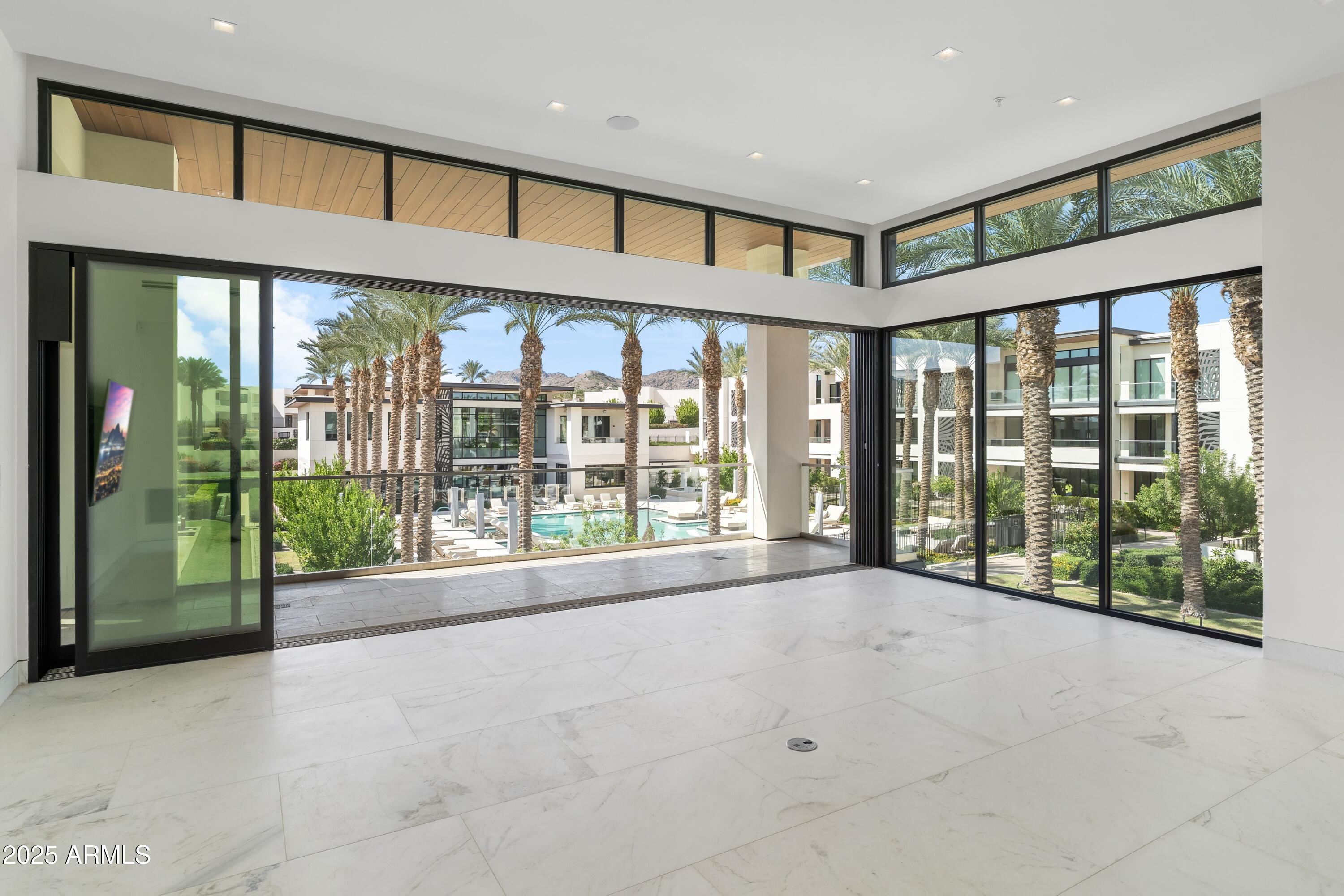 Ritz-Carlton Paradise Valley - Residential