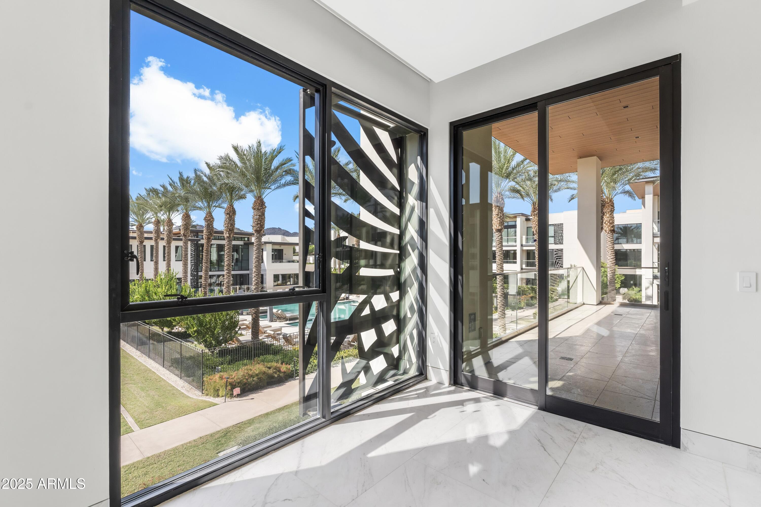 Ritz-Carlton Paradise Valley - Residential