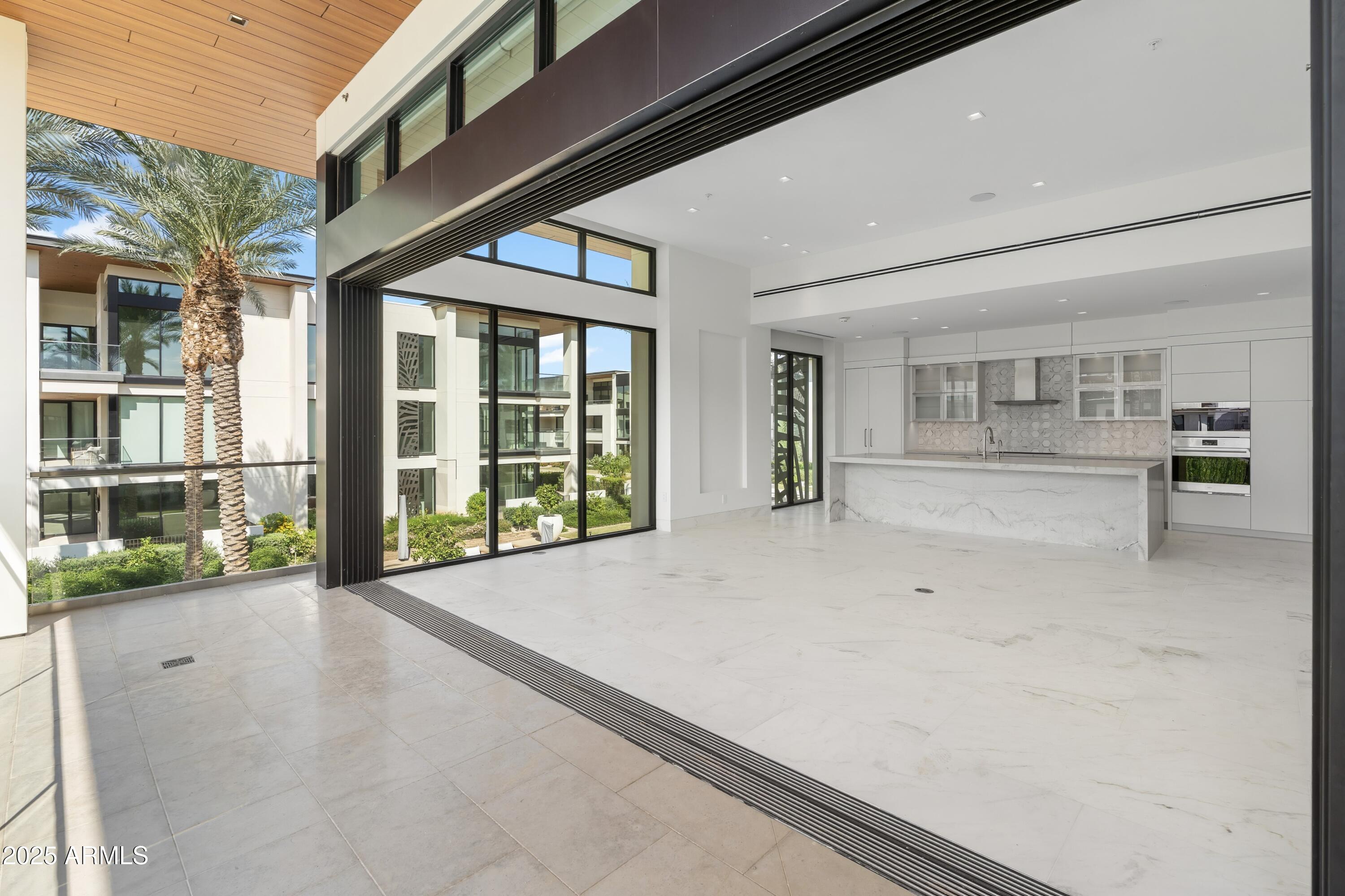 Ritz-Carlton Paradise Valley - Residential