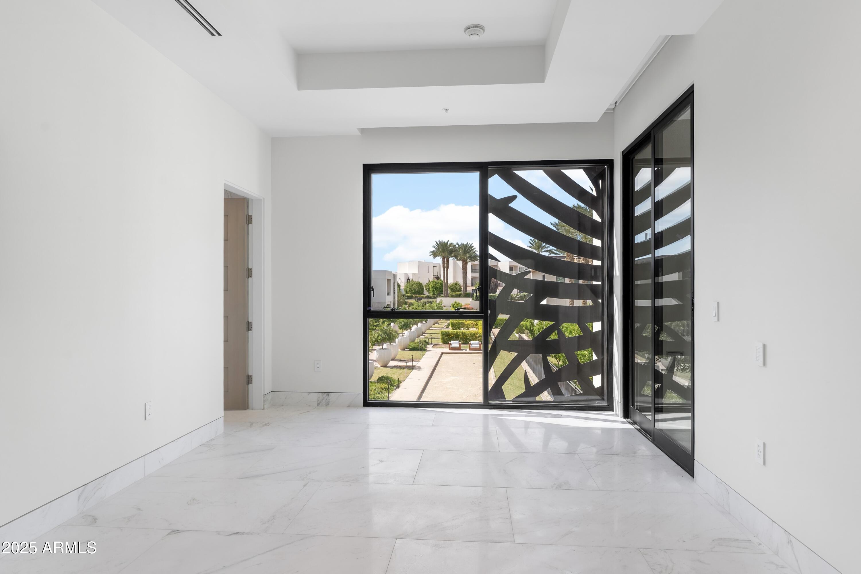 Ritz-Carlton Paradise Valley - Residential