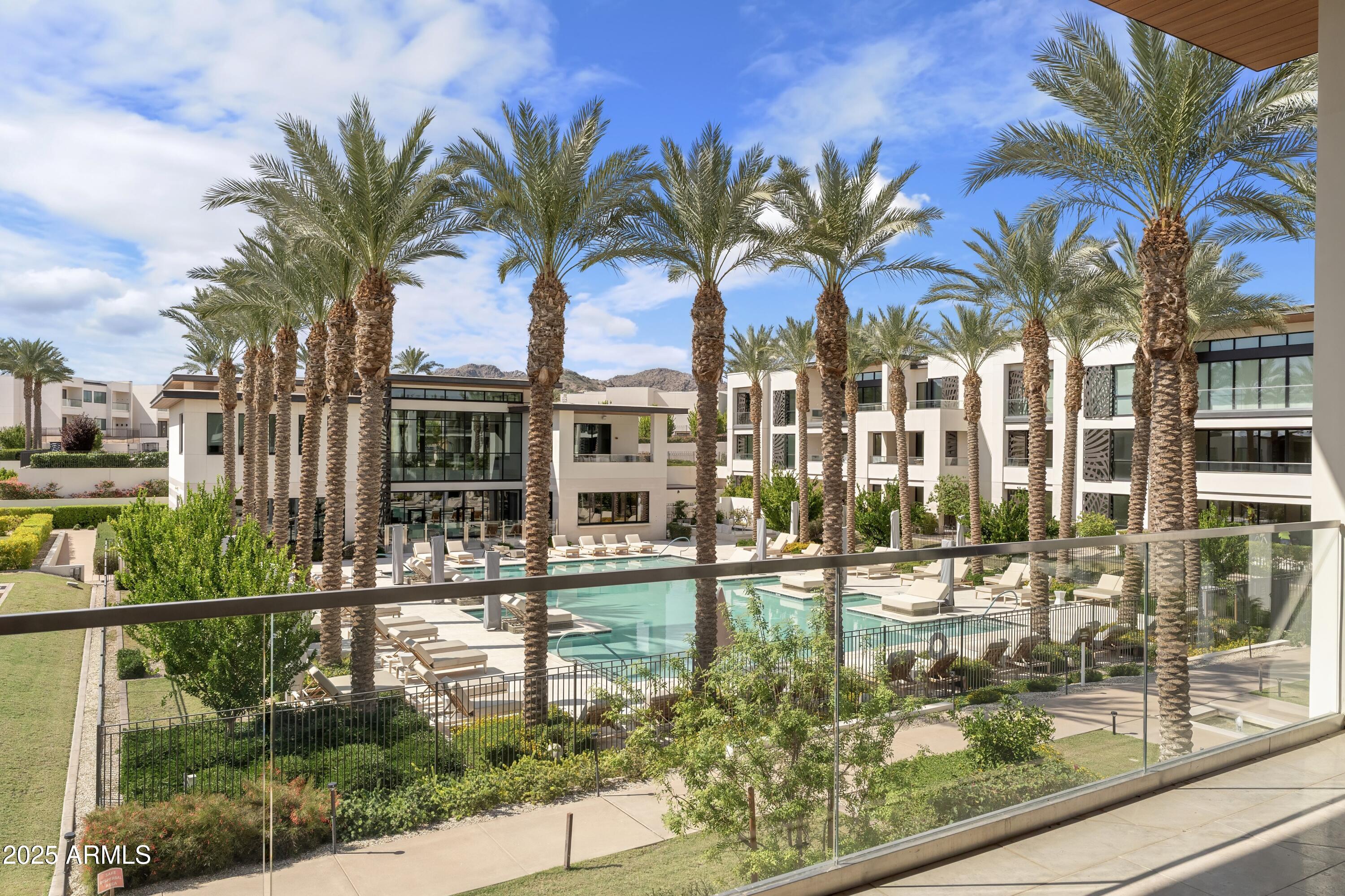 Ritz-Carlton Paradise Valley - Residential