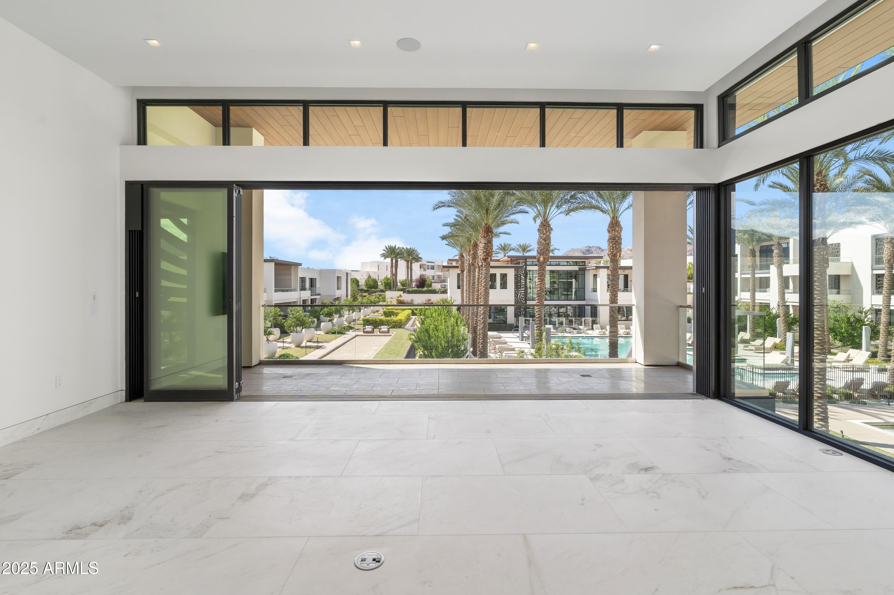 Ritz-Carlton Paradise Valley - Residential