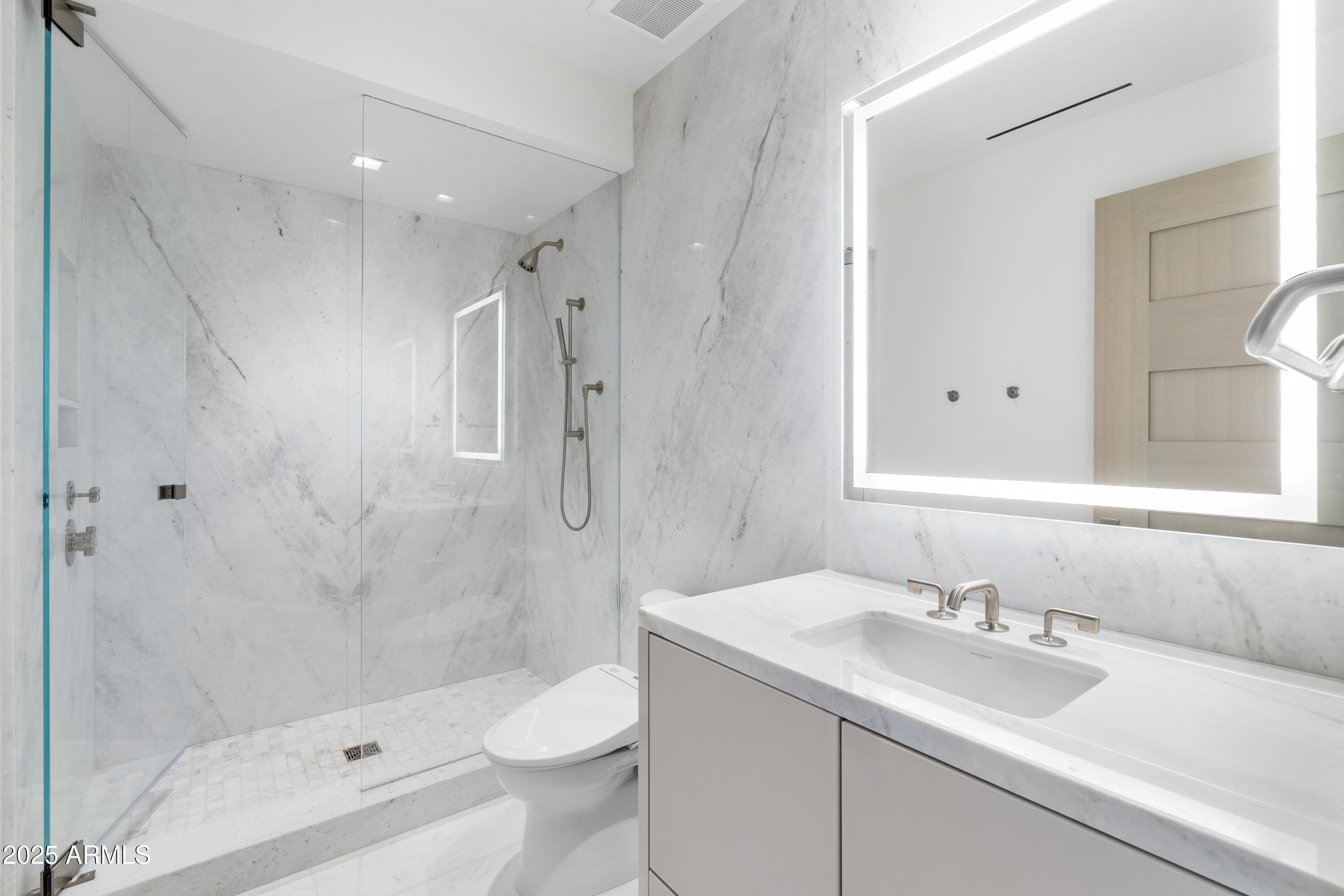 Ritz-Carlton Paradise Valley - Residential