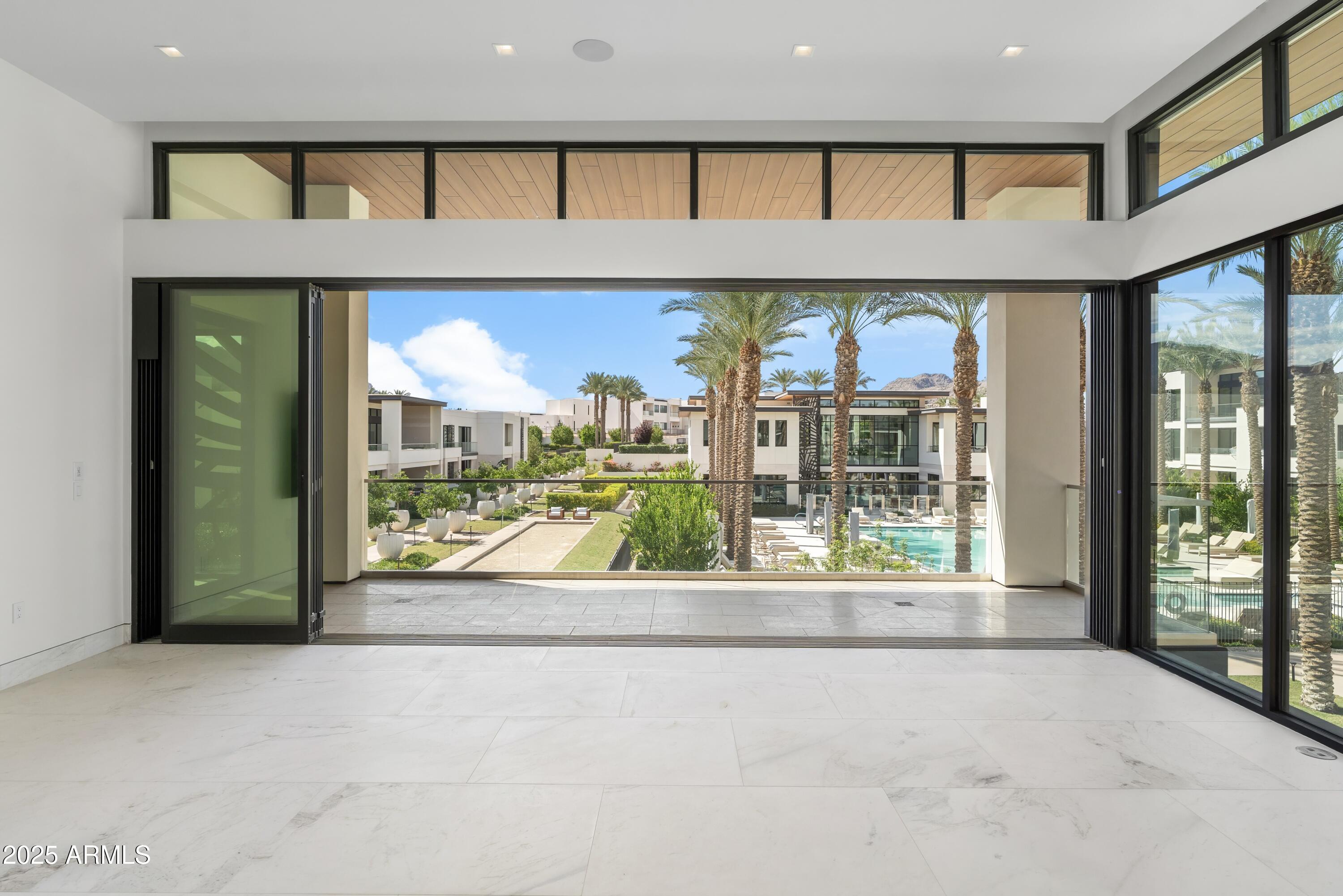 Ritz-Carlton Paradise Valley - Residential