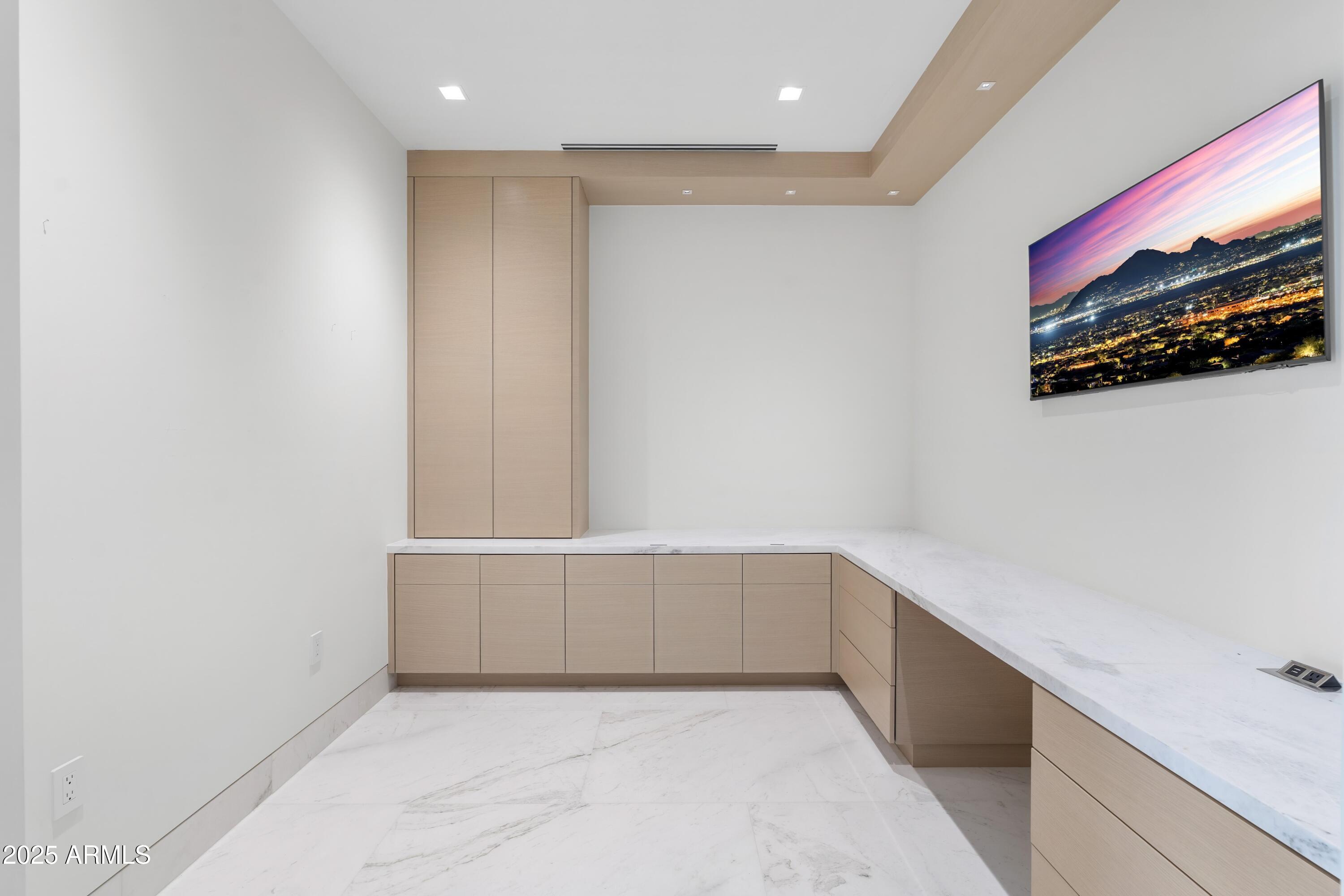 Ritz-Carlton Paradise Valley - Residential