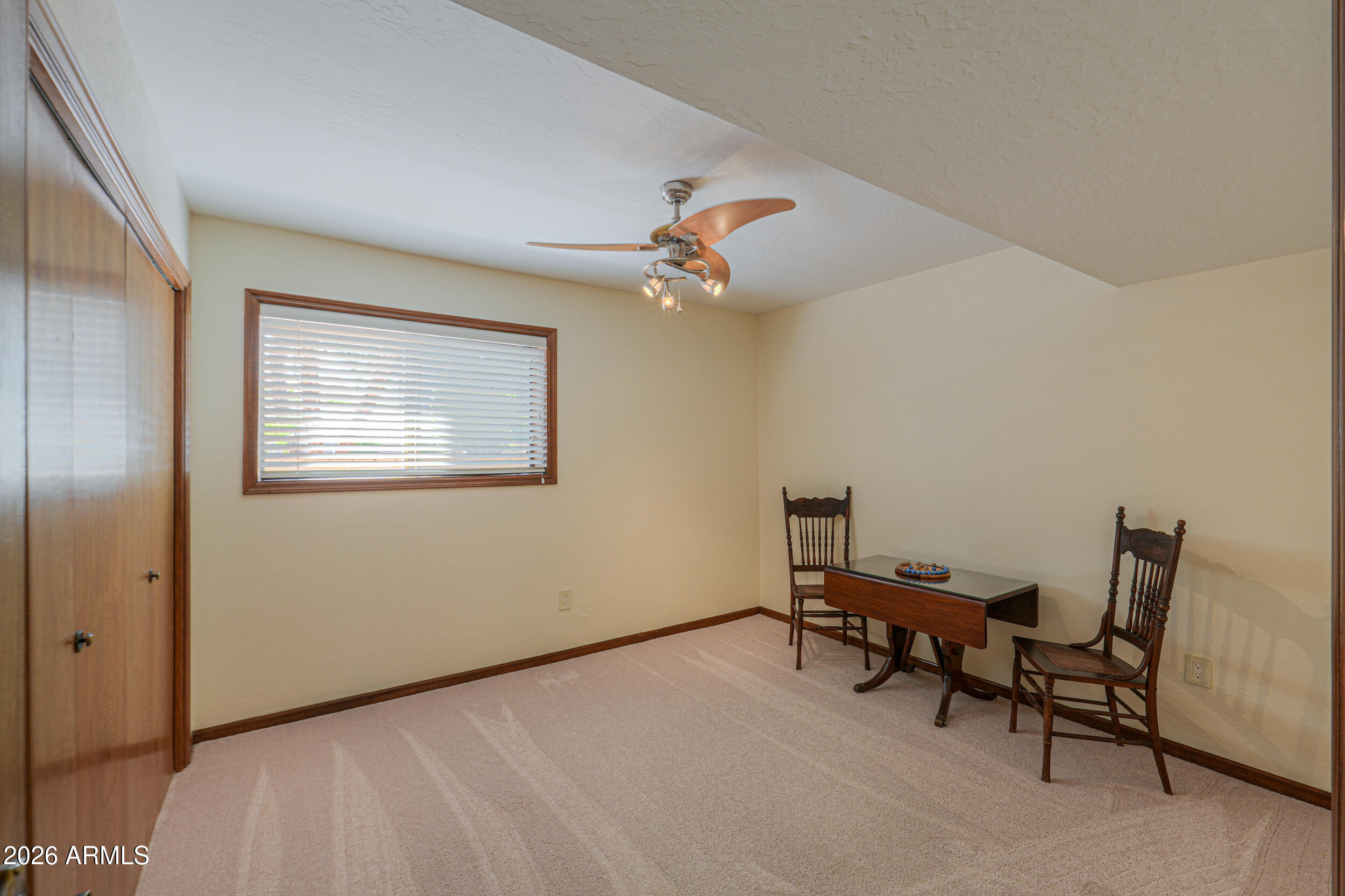 ROUND VALLEY ESTATES - Residential