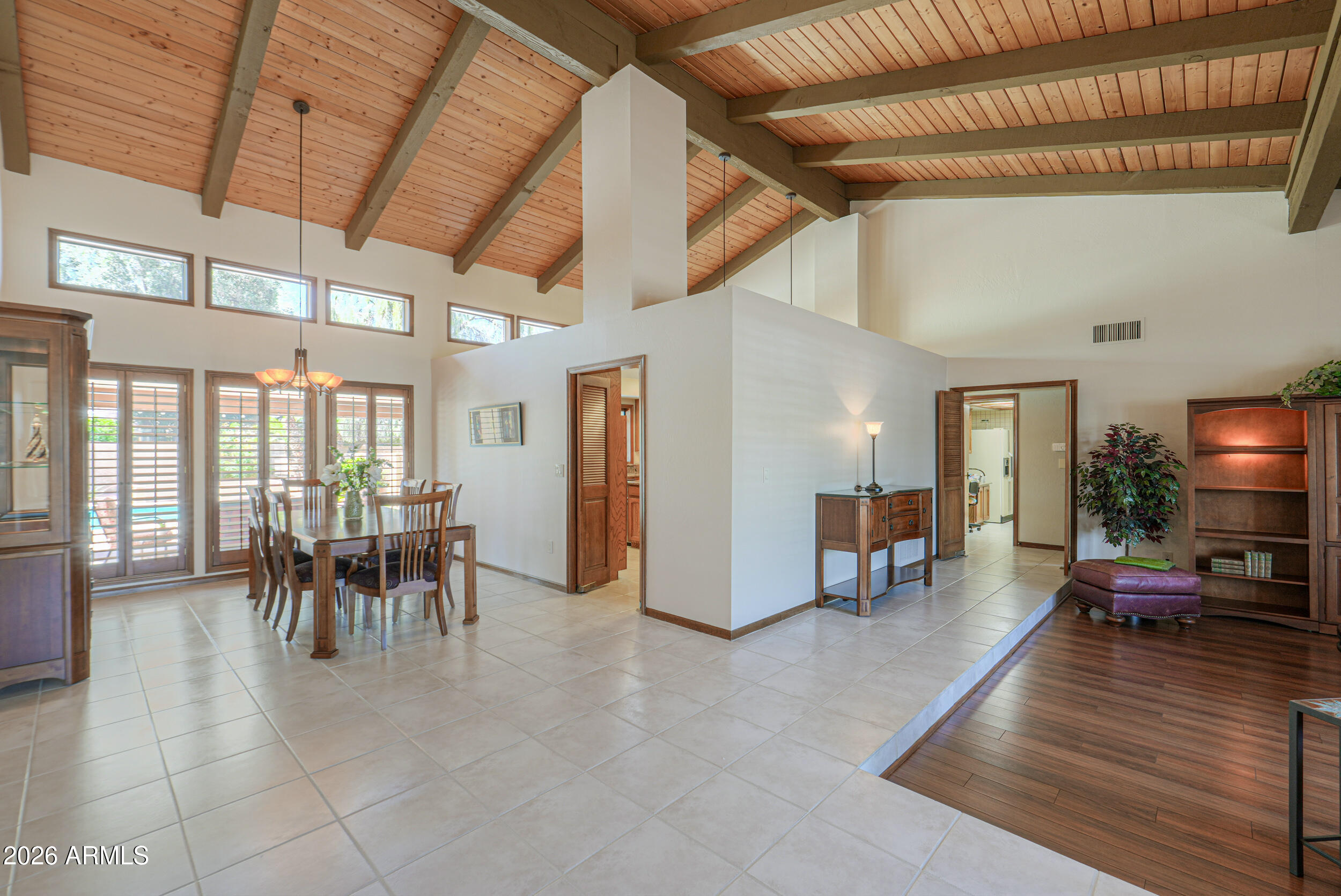 ROUND VALLEY ESTATES - Residential