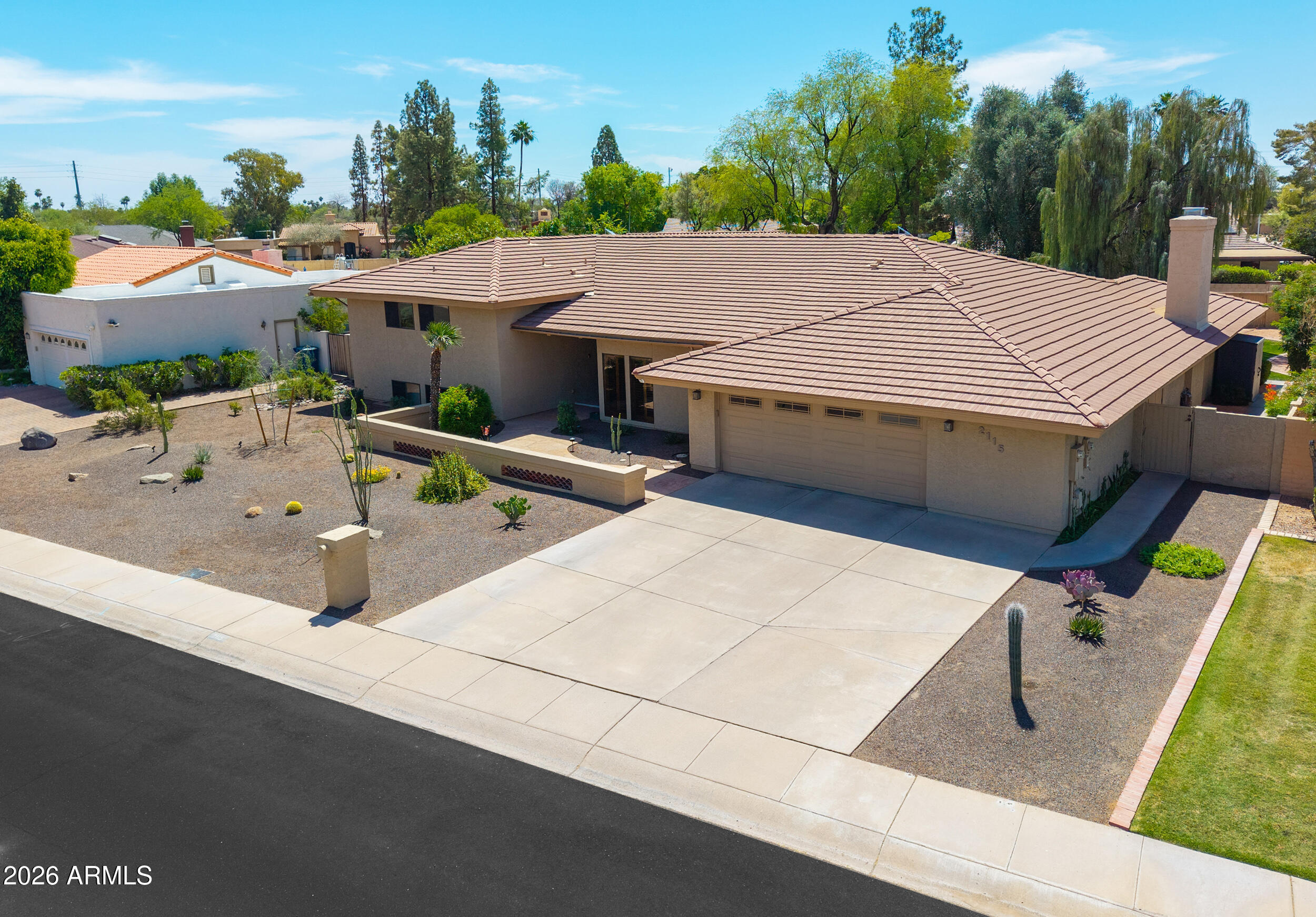 ROUND VALLEY ESTATES - Residential