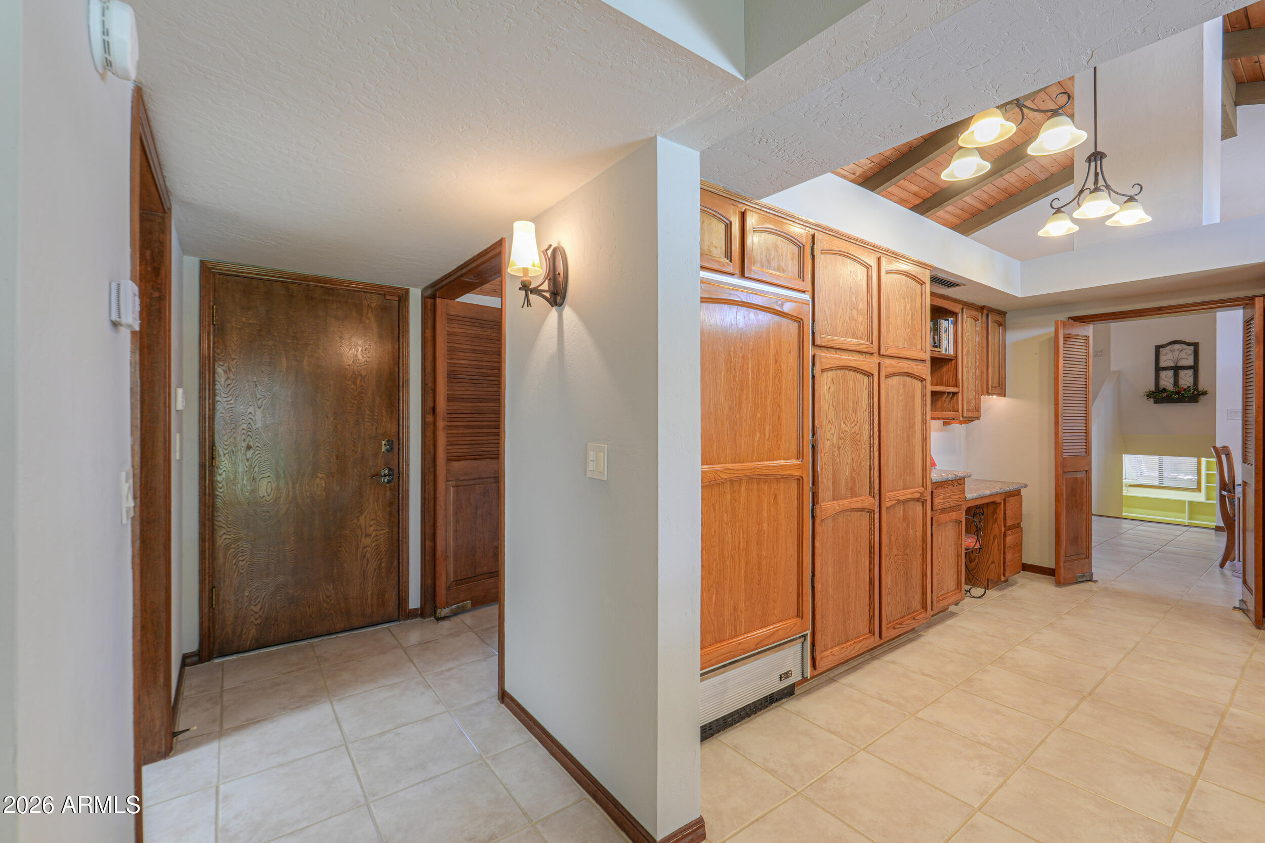 ROUND VALLEY ESTATES - Residential