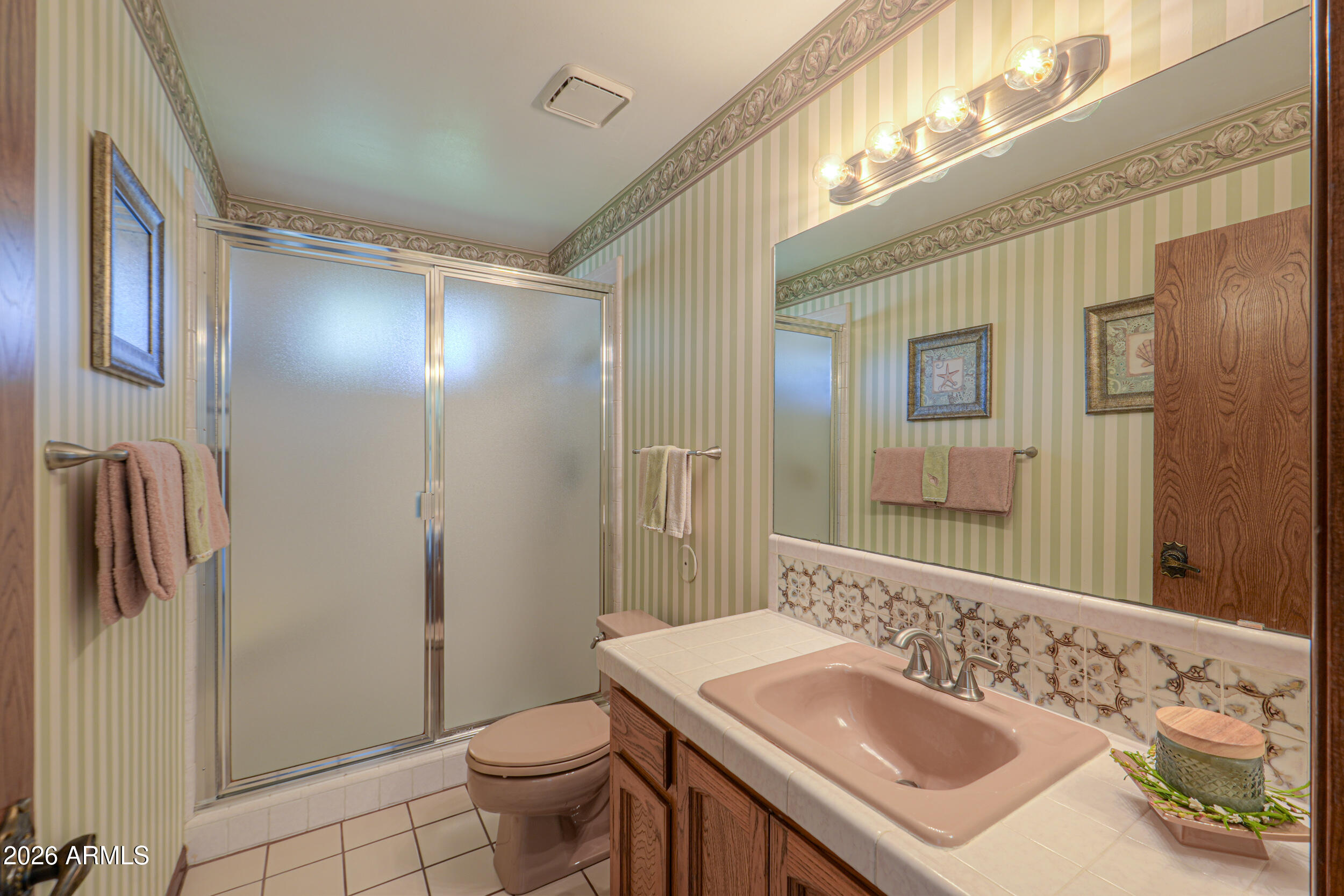 ROUND VALLEY ESTATES - Residential