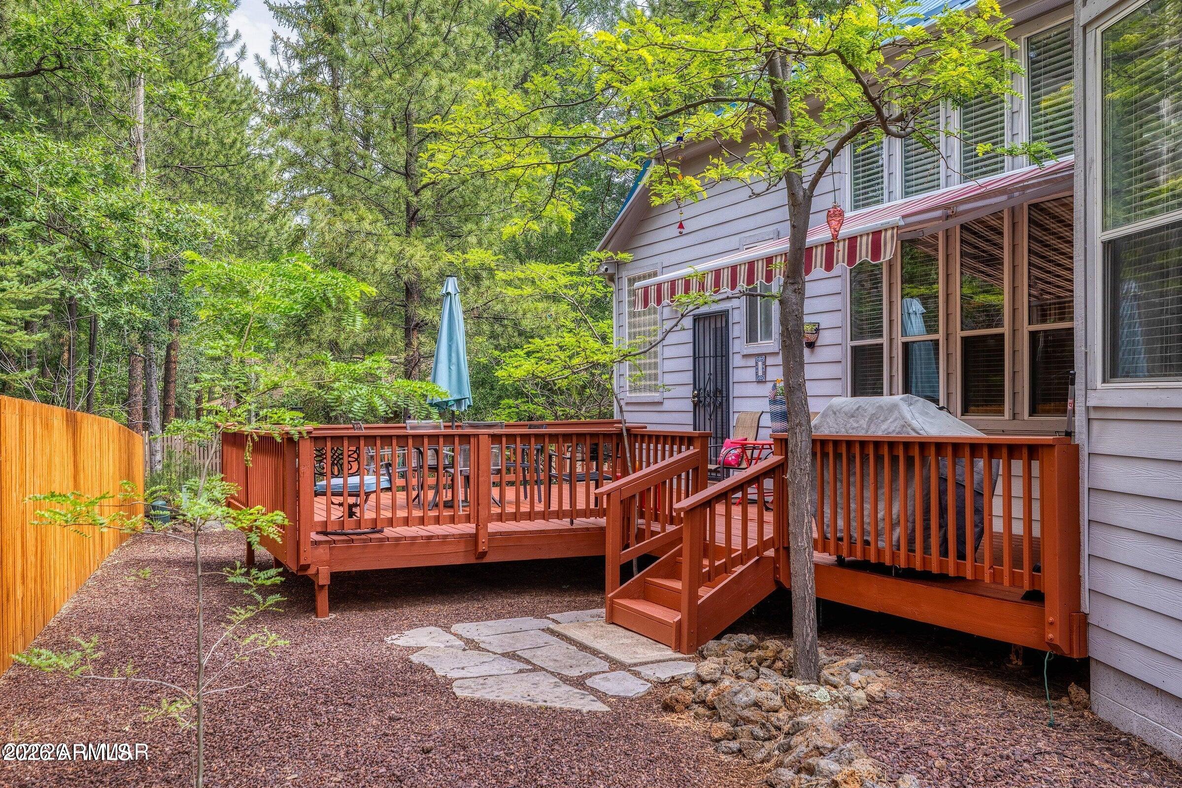 PINETOP LAKES COUNTRY CLUB UNIT 4 - Residential