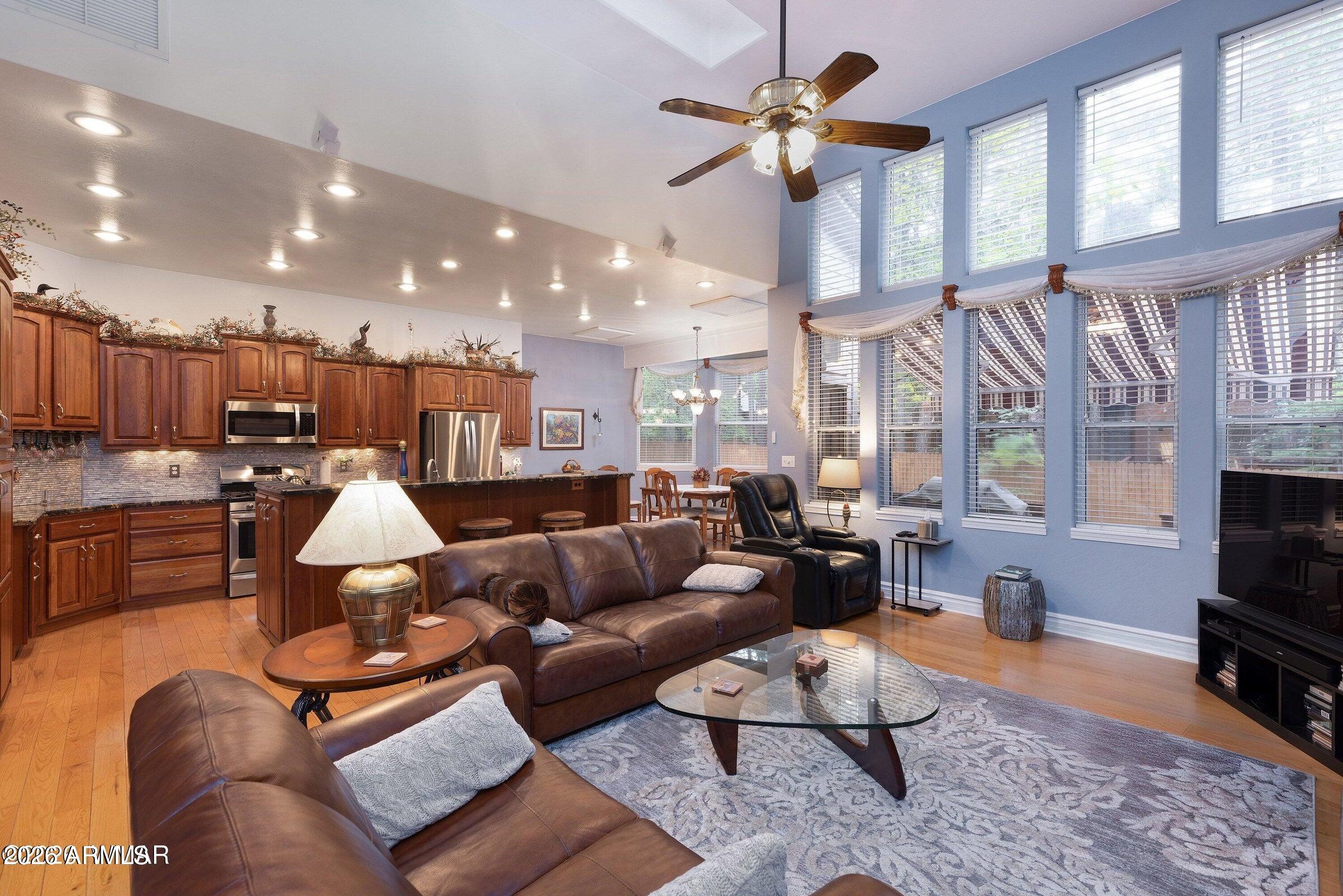 PINETOP LAKES COUNTRY CLUB UNIT 4 - Residential