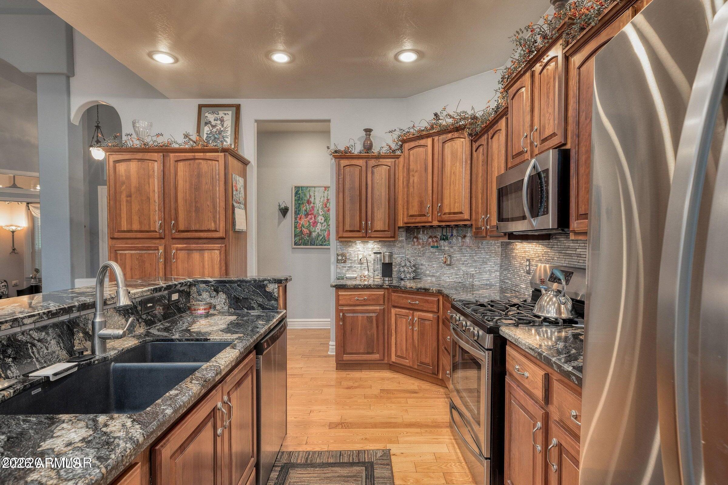 PINETOP LAKES COUNTRY CLUB UNIT 4 - Residential