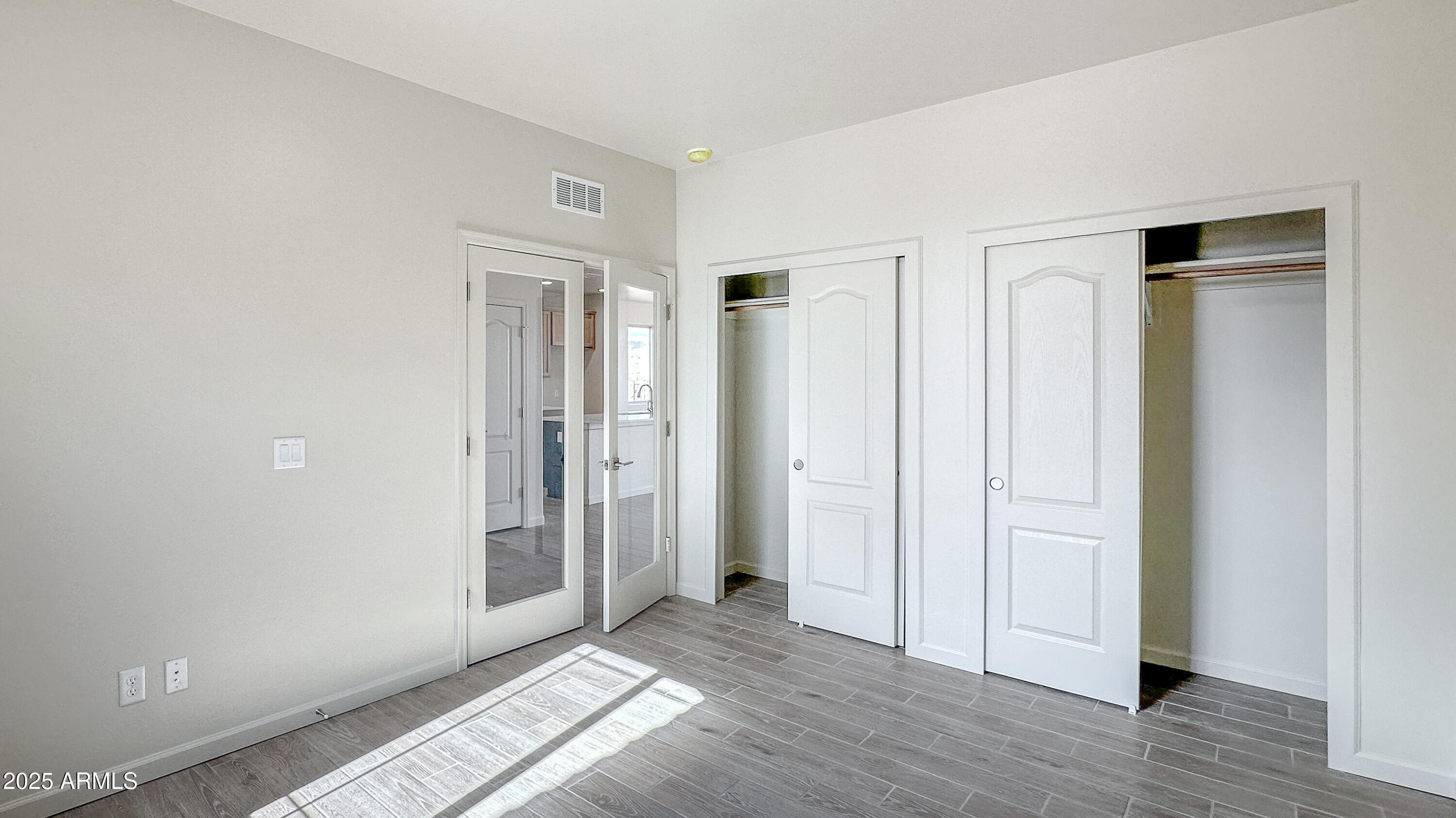 KINGS RANCH AT CORONADO - Residential