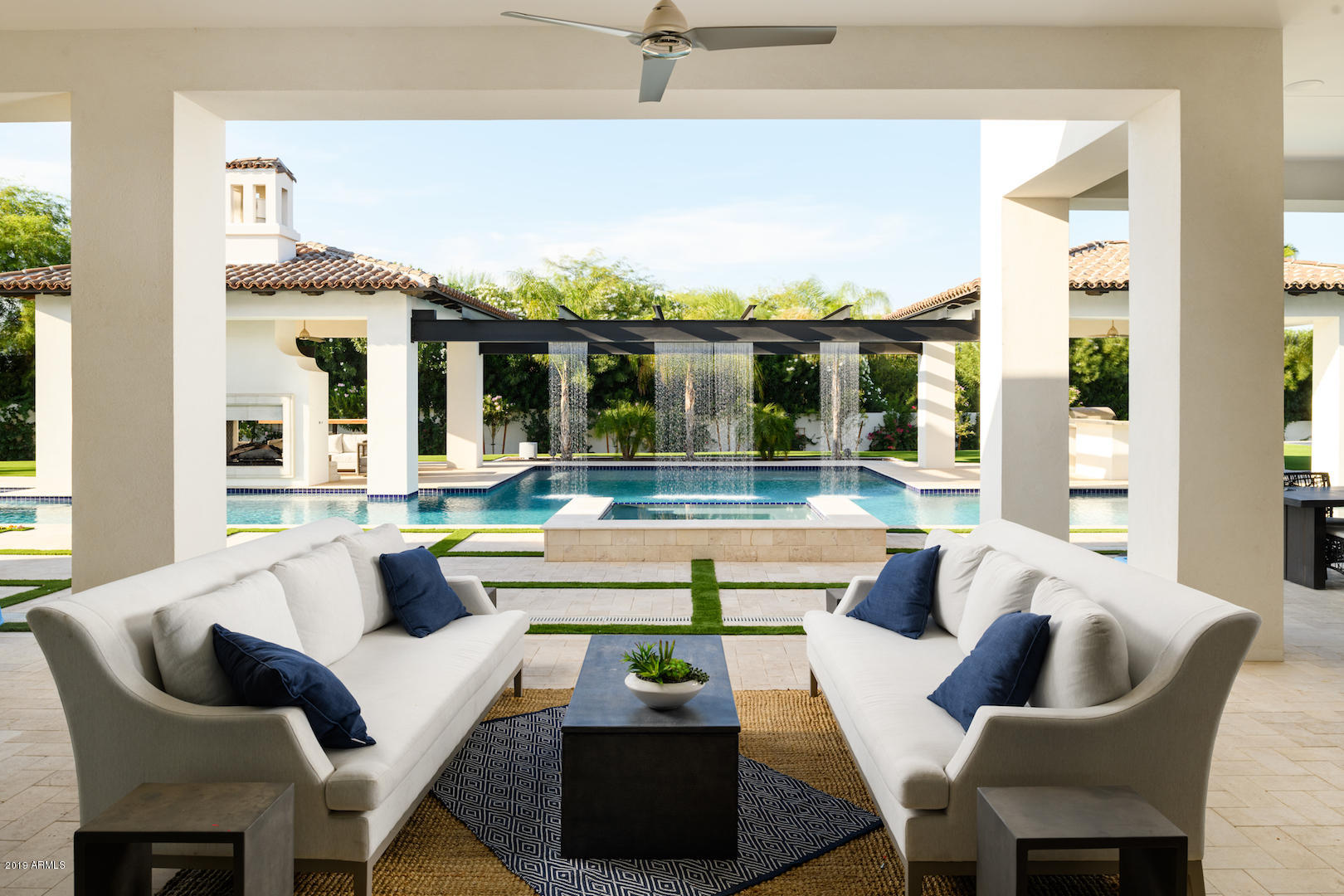 GROSSE POINTE HIGHLANDS - Residential