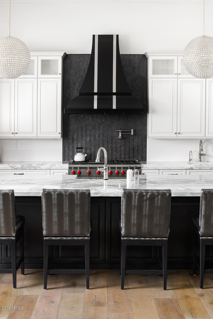 GROSSE POINTE HIGHLANDS - Residential