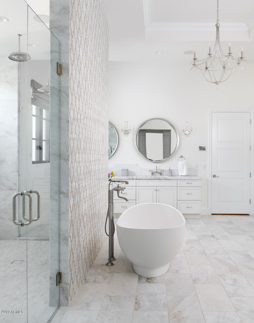 GROSSE POINTE HIGHLANDS - Residential