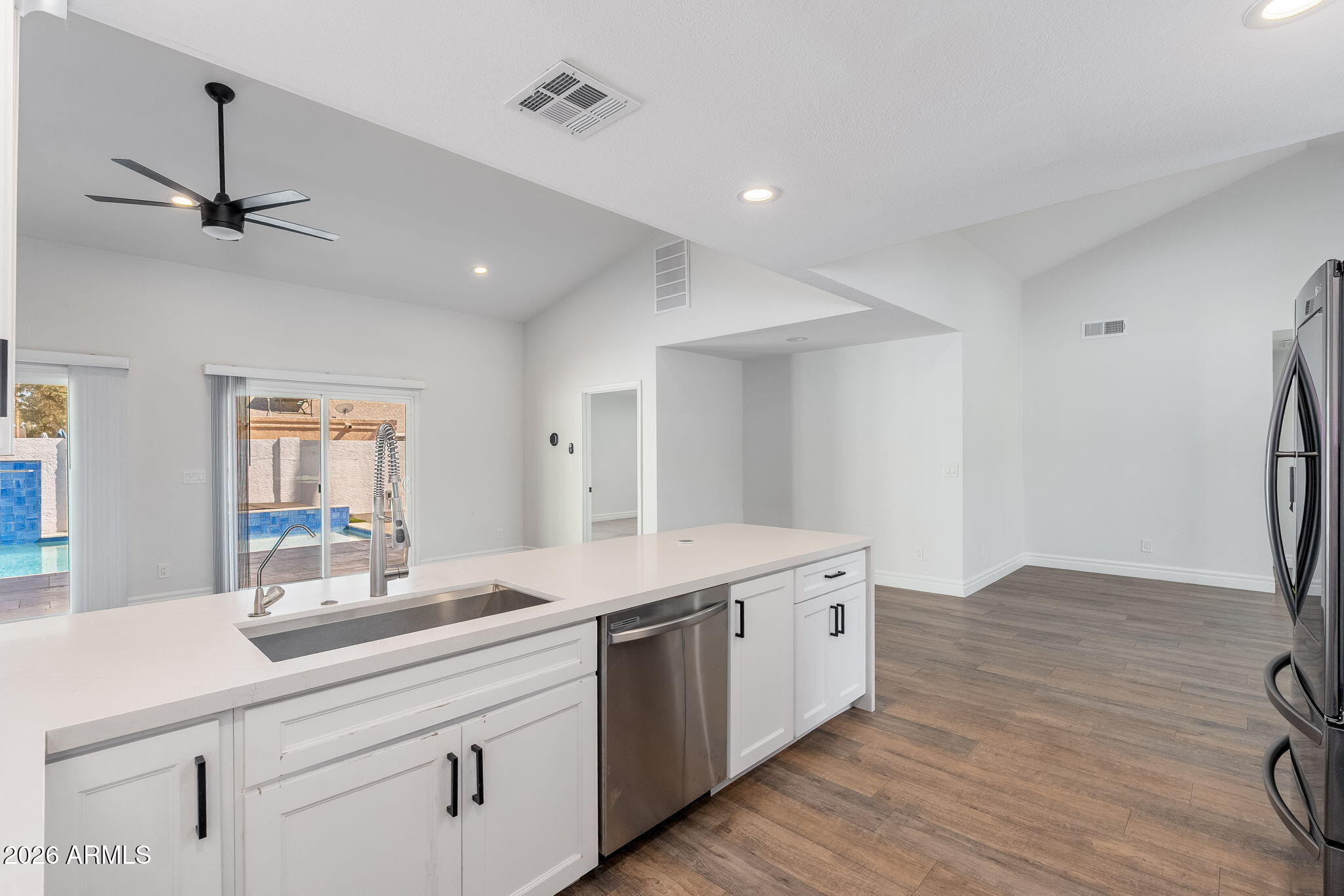 KNOELL TEMPE UNIT 9 - Residential