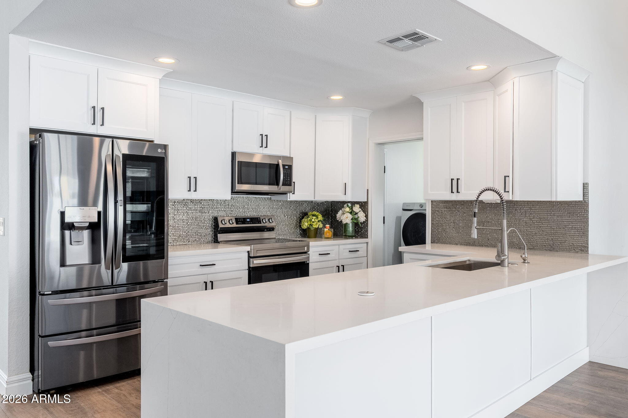 KNOELL TEMPE UNIT 9 - Residential