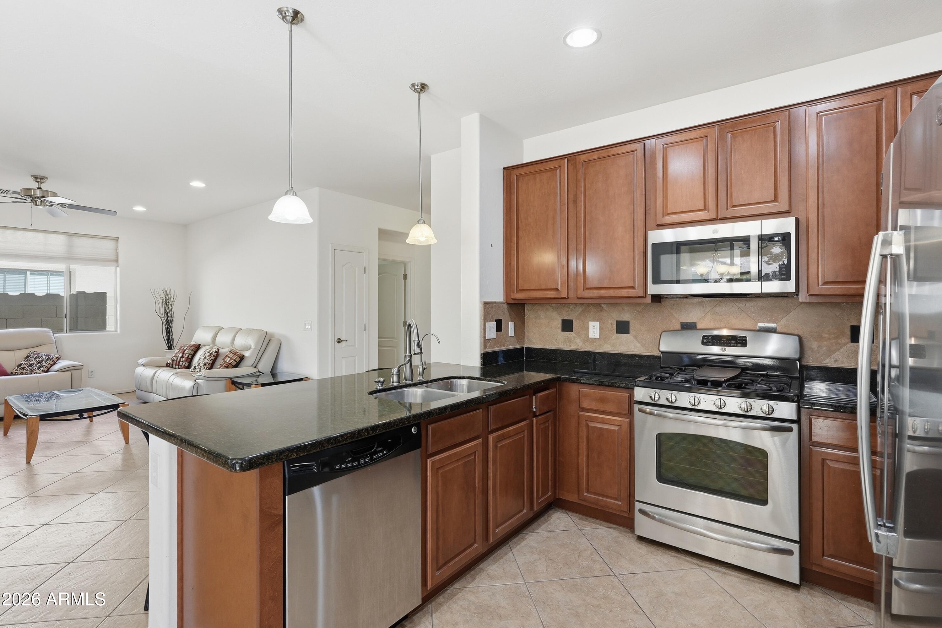 STONEFIELD - Residential