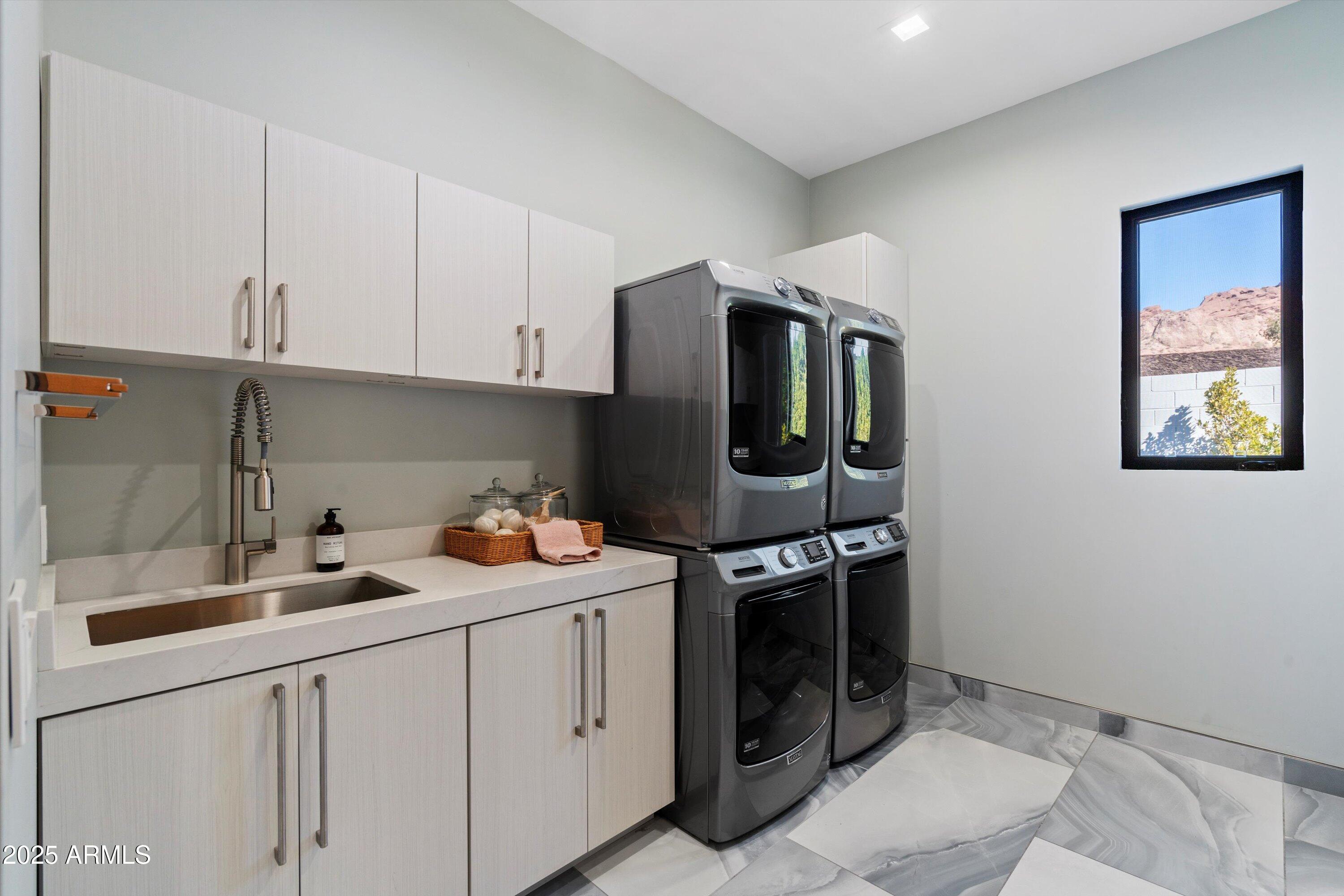 DEL RAY ESTATES 15 - Residential