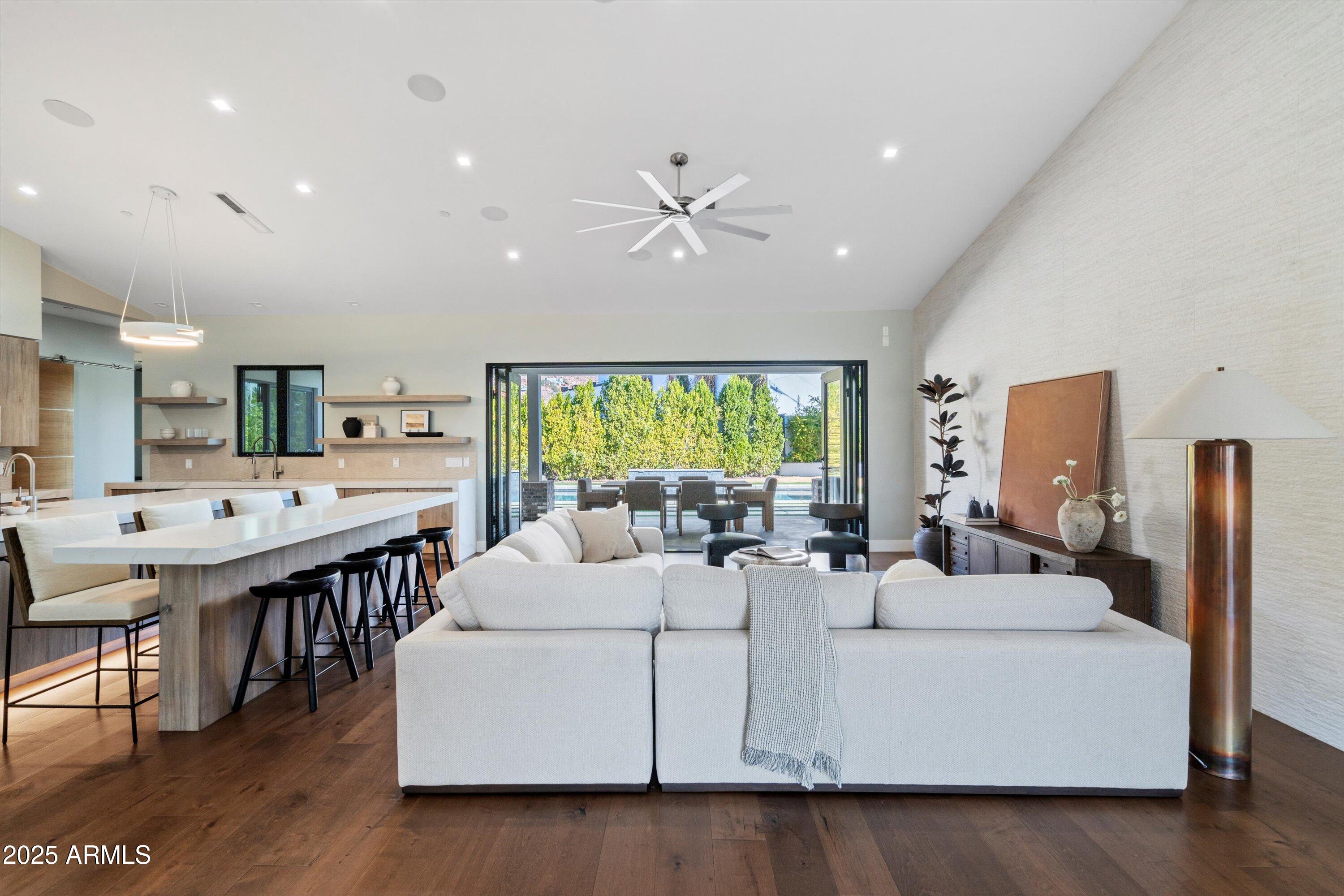 DEL RAY ESTATES 15 - Residential