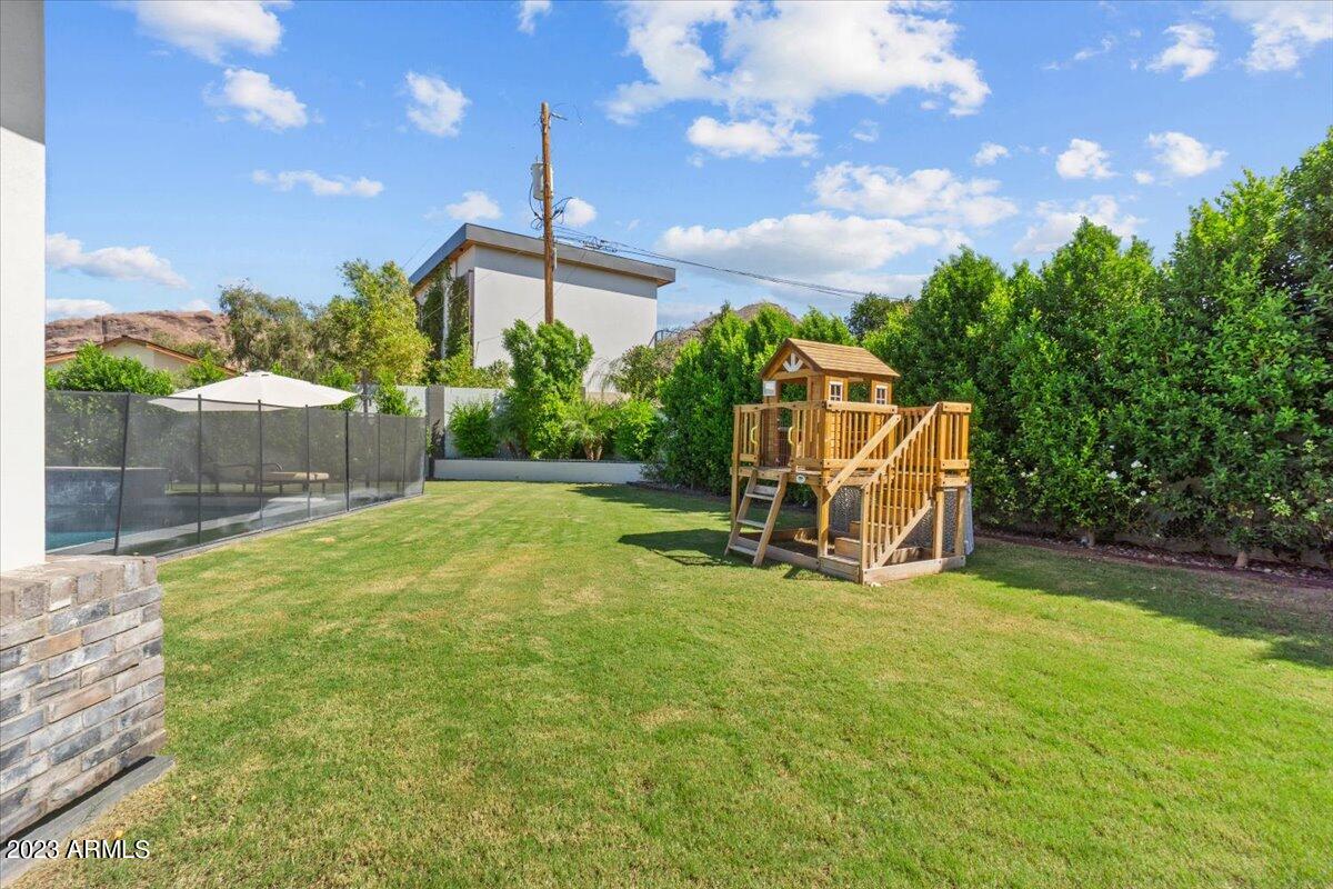 DEL RAY ESTATES 15 - Residential