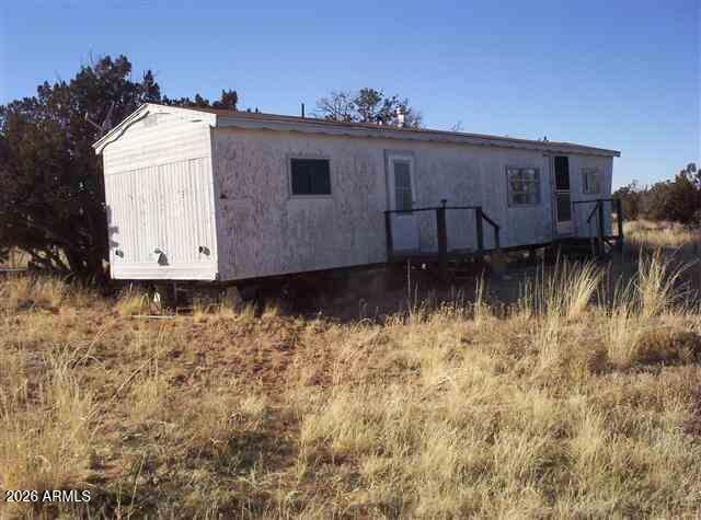 10x50 1962 SPORTCRAFT MOBILE HOME, 1 BDR. (CAN BE 2), 1 BATH ON 10+/-FULLY FENCED ACRES IN CHEV.RETREAT. CONVEY WITH PROPERTY AT NO COST TO BUYER ARE A 1977 KAYOT 5TH WHEEL,A 1974 ''IDEAL'' MOBILE TRAILER, A QUONSET LDG.W/STORAGE
SHEDS.1000 GAL.WATER TANK, A SEPARATE WATER TANK W/TRLR TO HAUL WATER FROM CO-OP WELL. PROPERTY Being SOLD ''AS IS''.