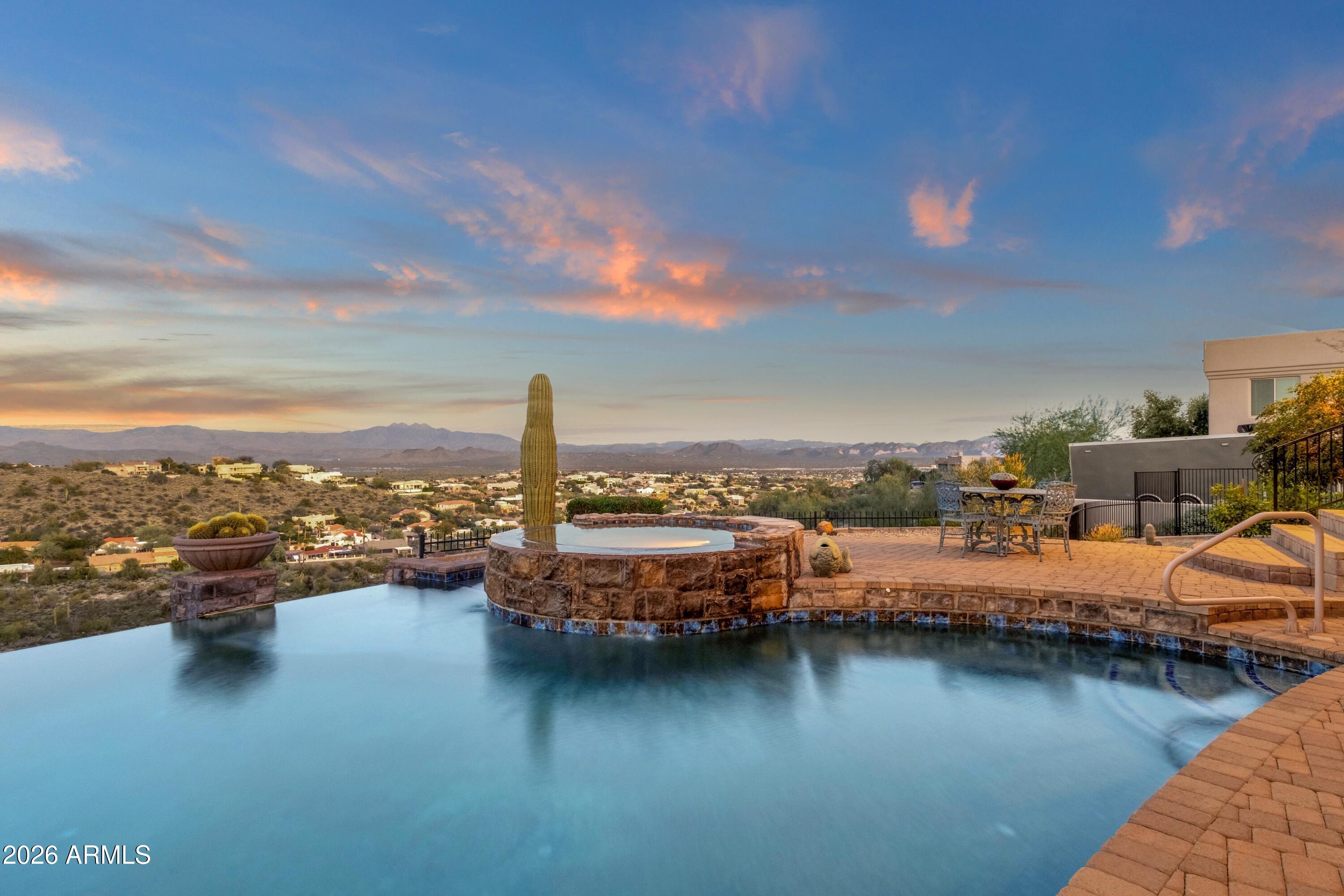 FOUNTAIN HILLS ARIZONA NO. 506-C BLOCK 2 LOTS 10 T - Residential