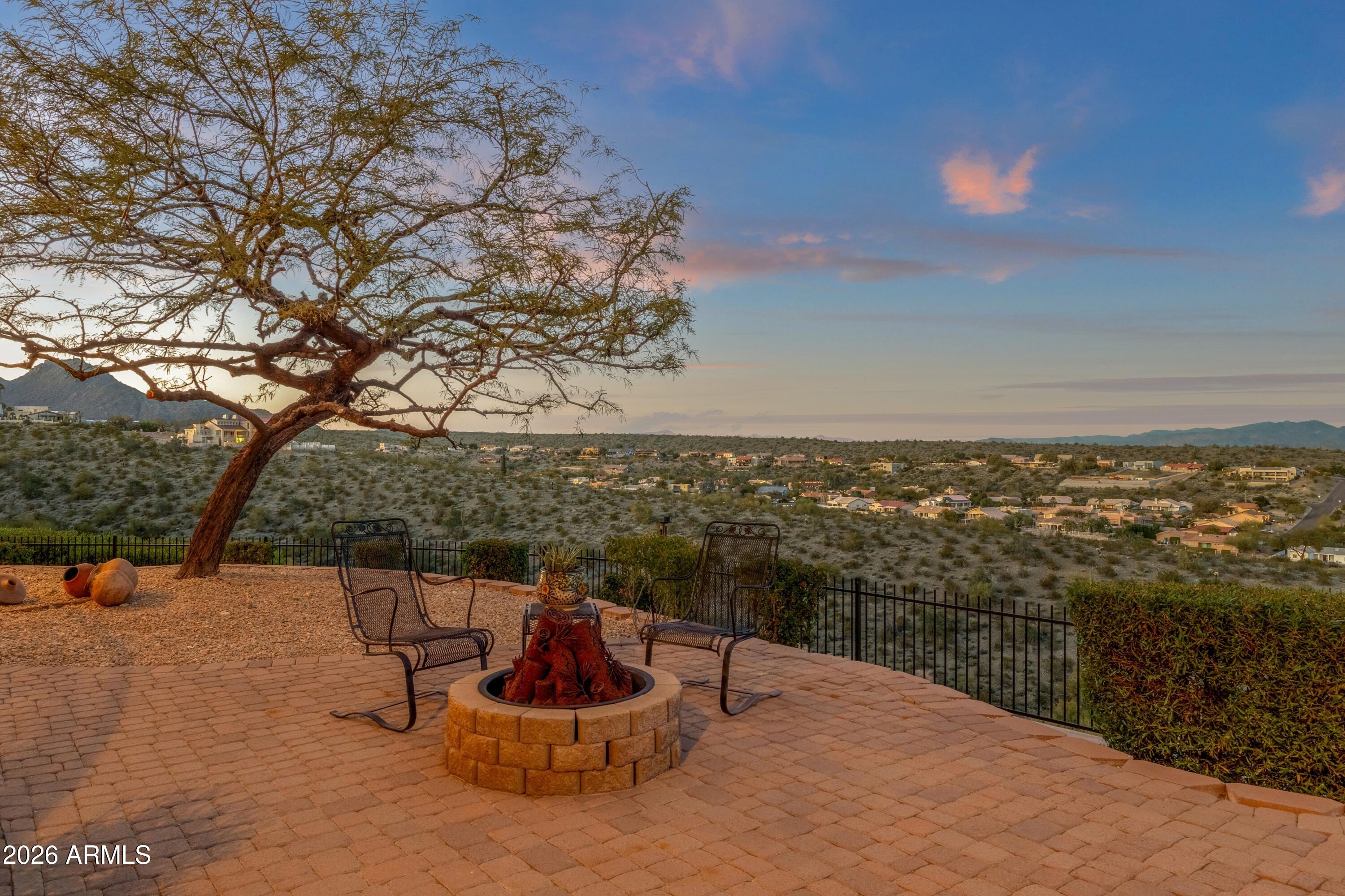 FOUNTAIN HILLS ARIZONA NO. 506-C BLOCK 2 LOTS 10 T - Residential