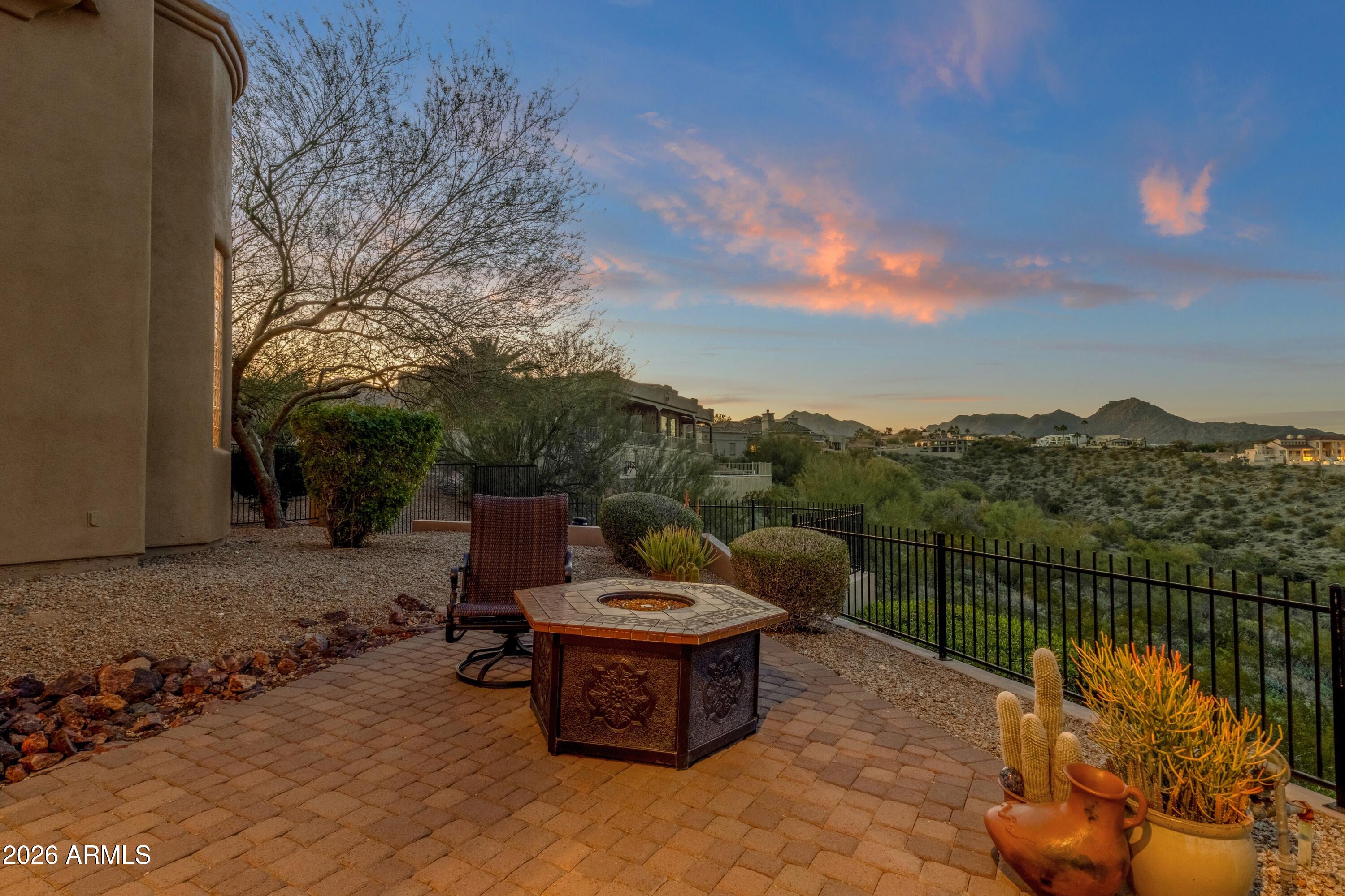 FOUNTAIN HILLS ARIZONA NO. 506-C BLOCK 2 LOTS 10 T - Residential