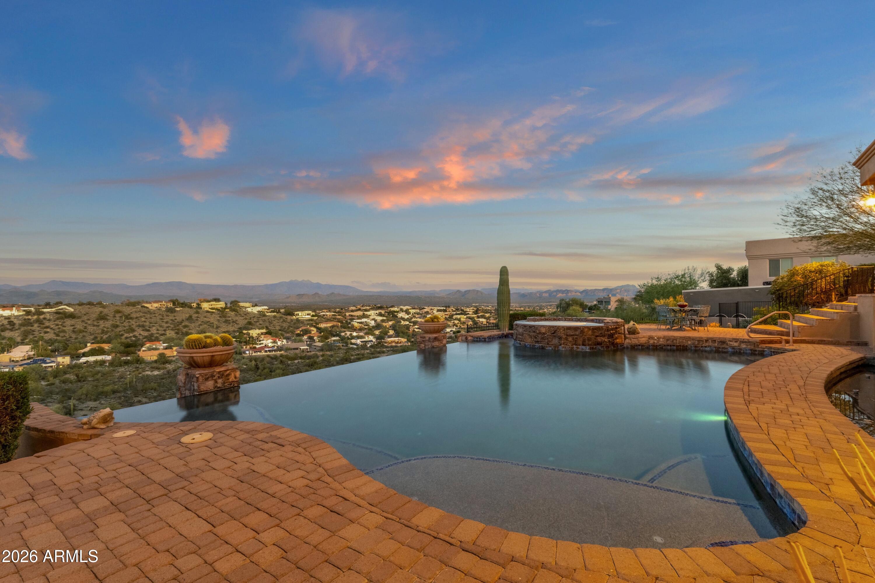 FOUNTAIN HILLS ARIZONA NO. 506-C BLOCK 2 LOTS 10 T - Residential