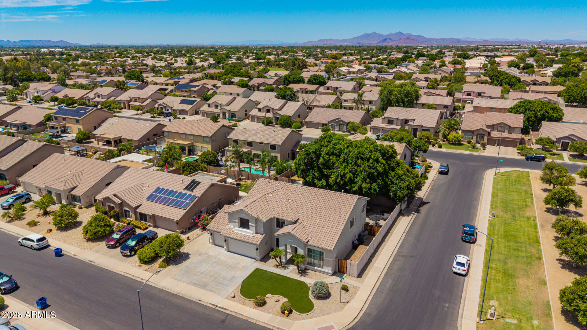 VALENCIA GROVES - Residential