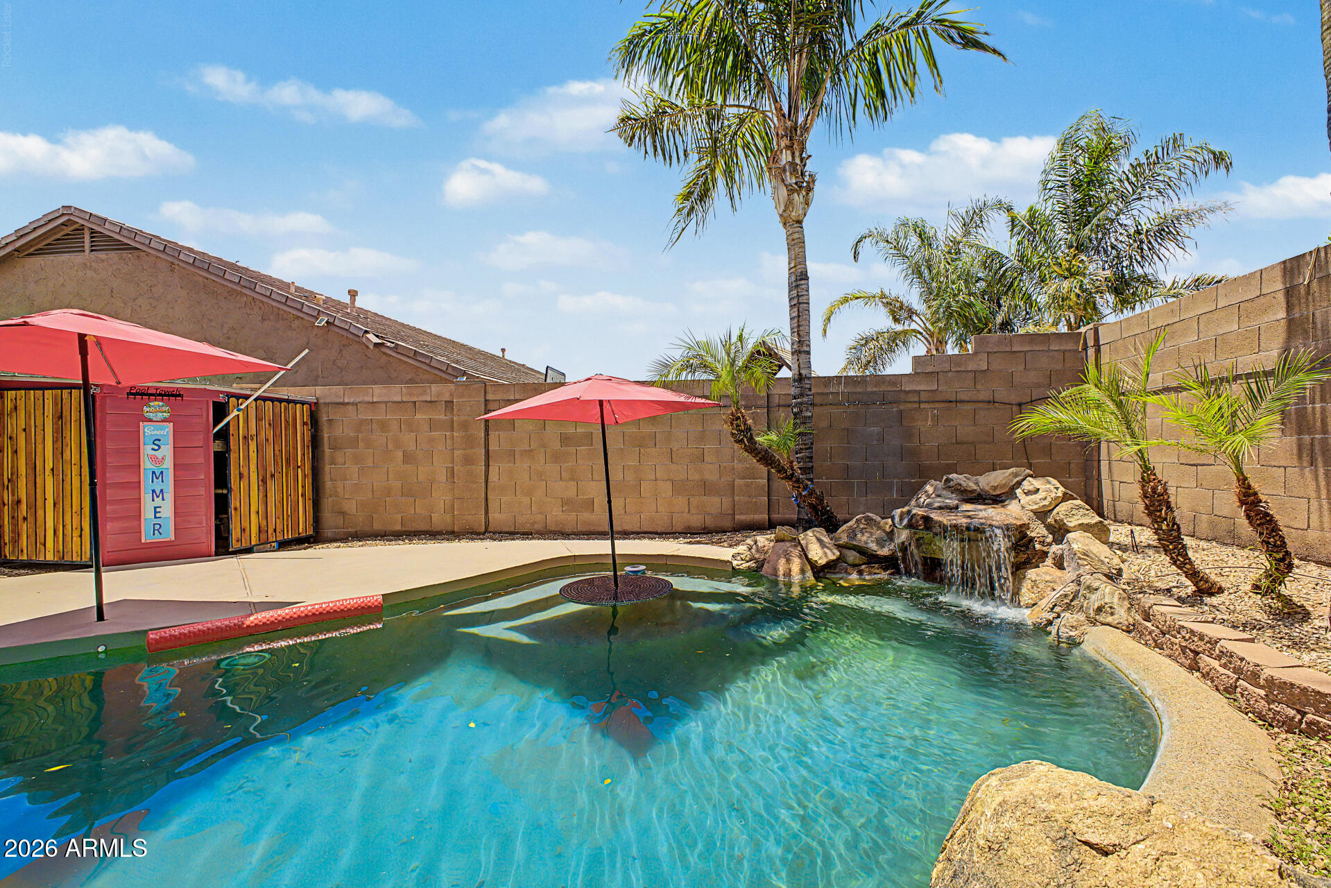 VALENCIA GROVES - Residential