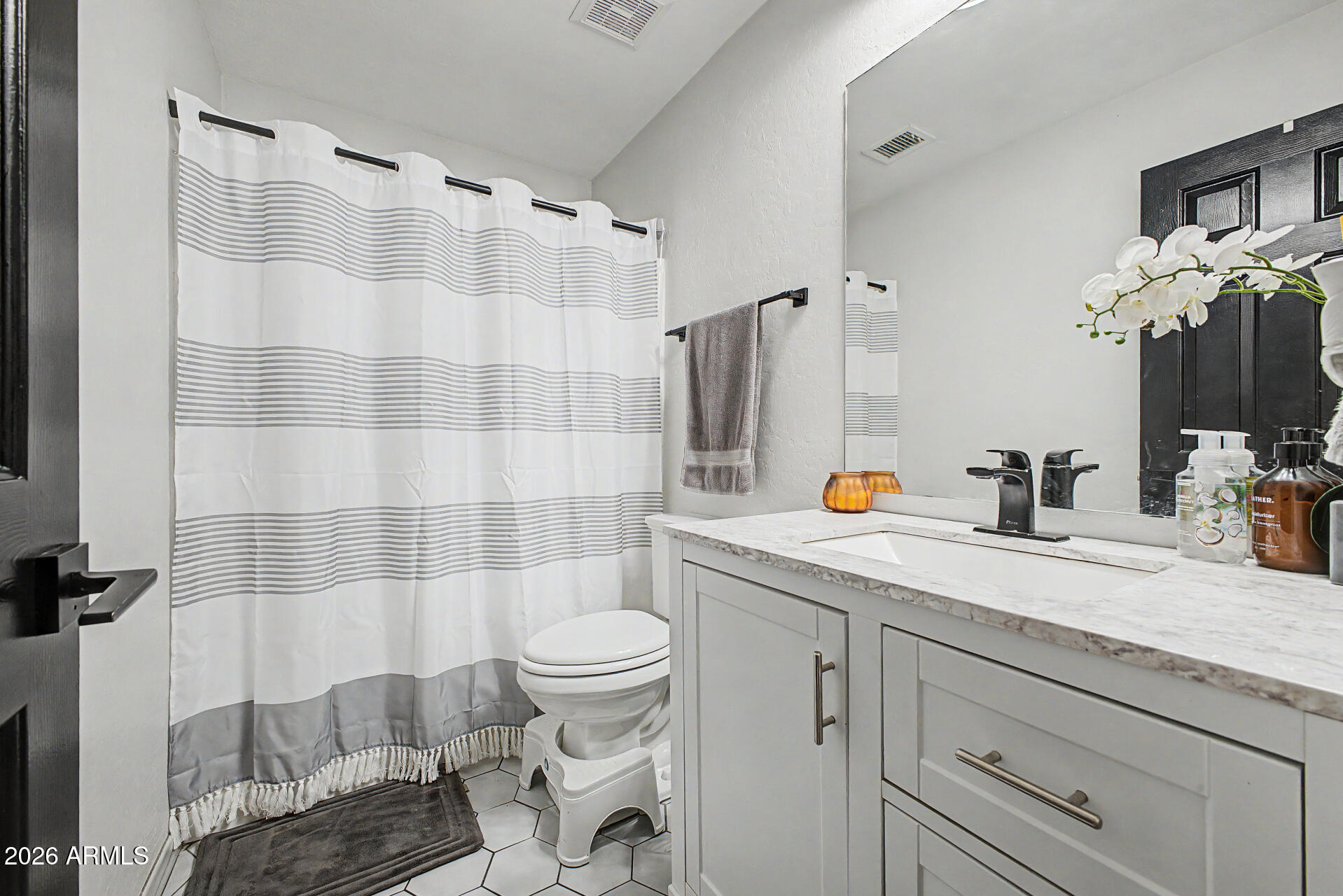 VALENCIA GROVES - Residential