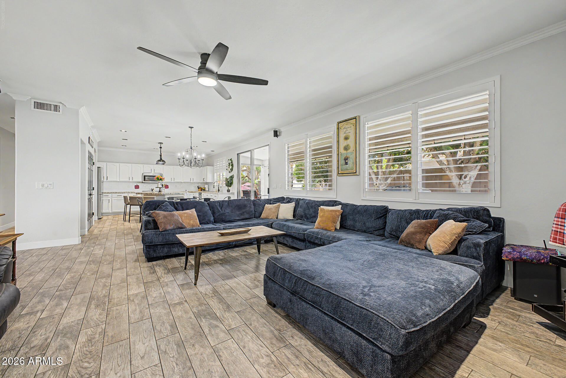 VALENCIA GROVES - Residential