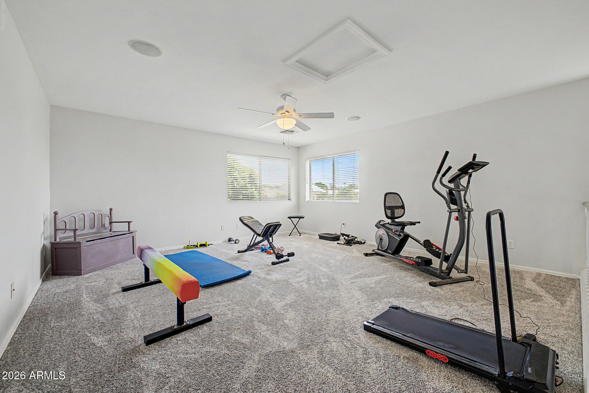 VALENCIA GROVES - Residential
