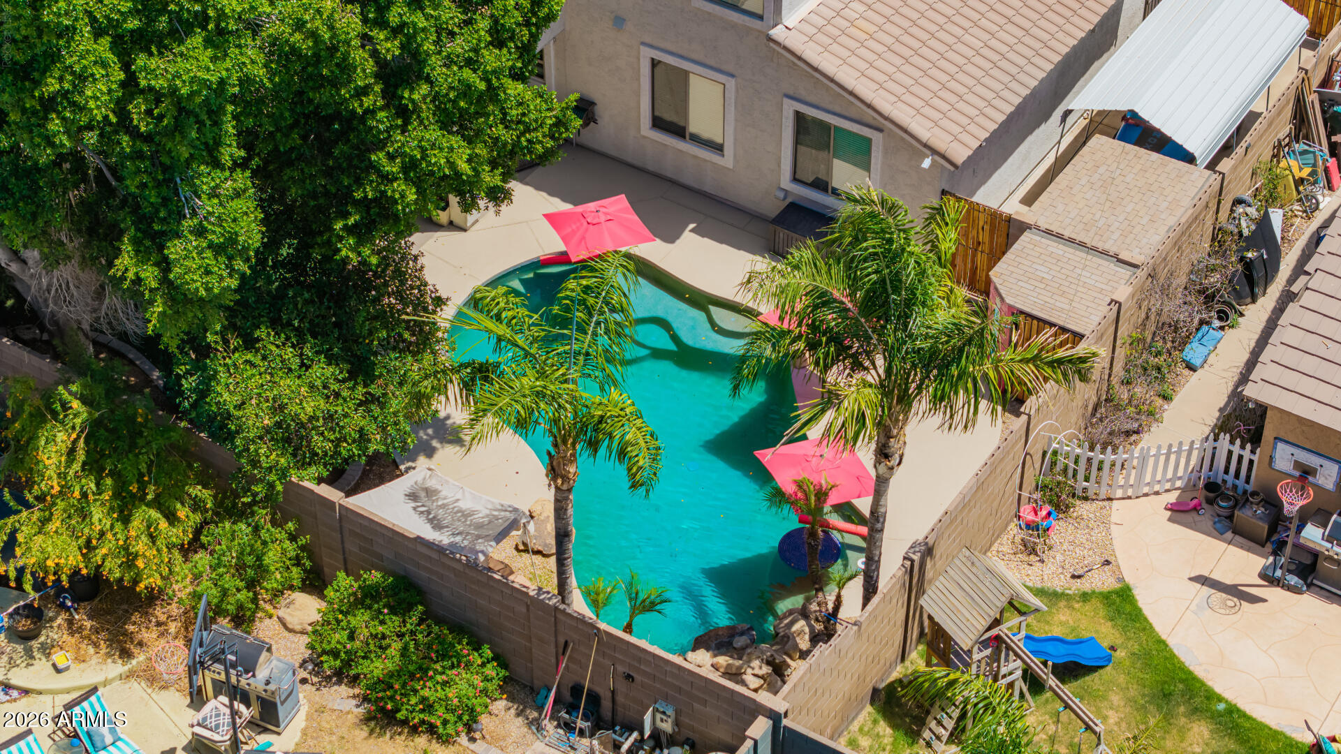 VALENCIA GROVES - Residential